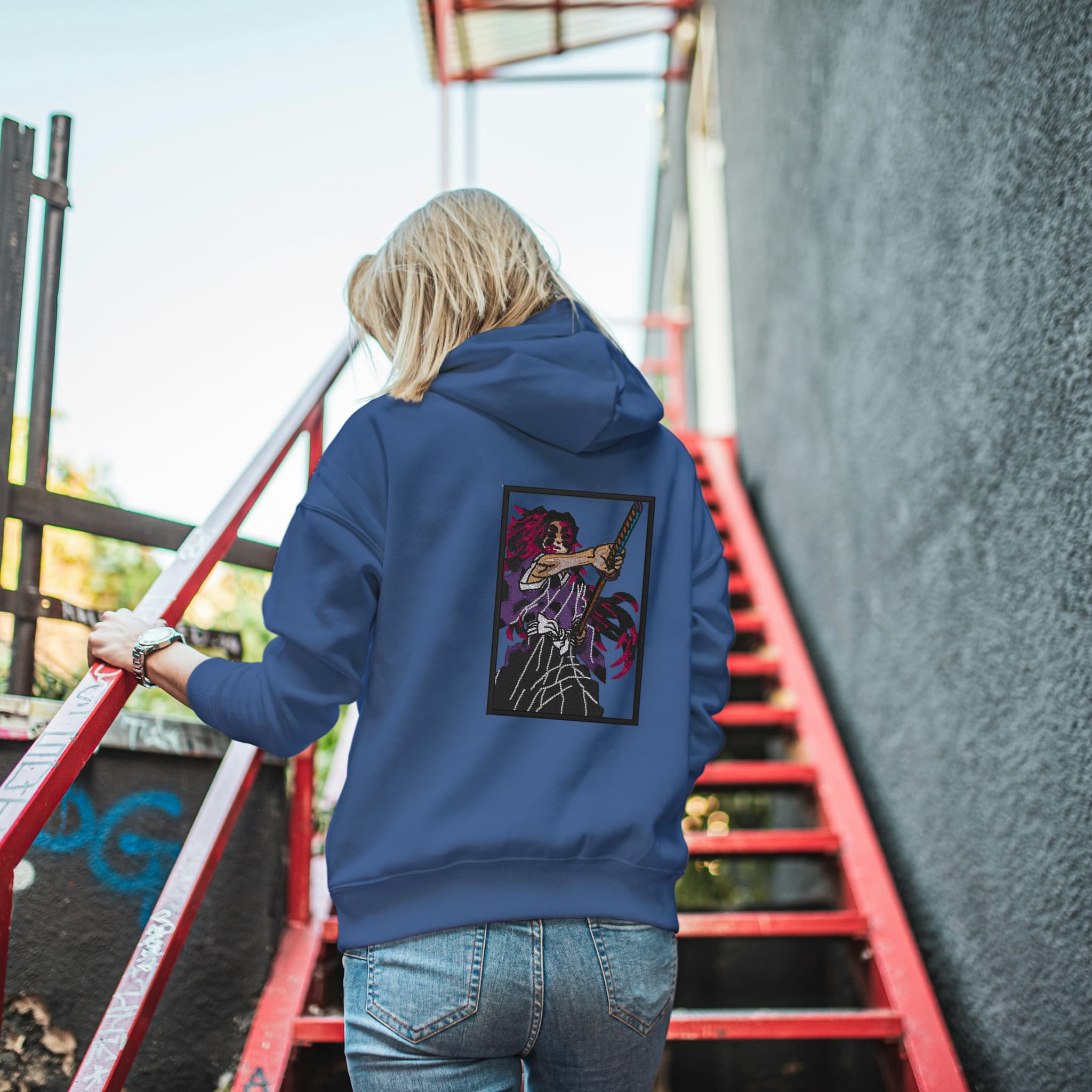 Felpa Ricamata sulla schiena Con Cappuccio Unisex – Morbida e Confortevole – Design Kokushibo