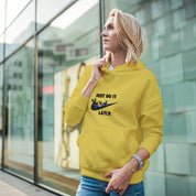 Felpa Ricamata Unisex Con Cappuccio – Morbida e Confortevole – Design Just do it Later con B.Bunny