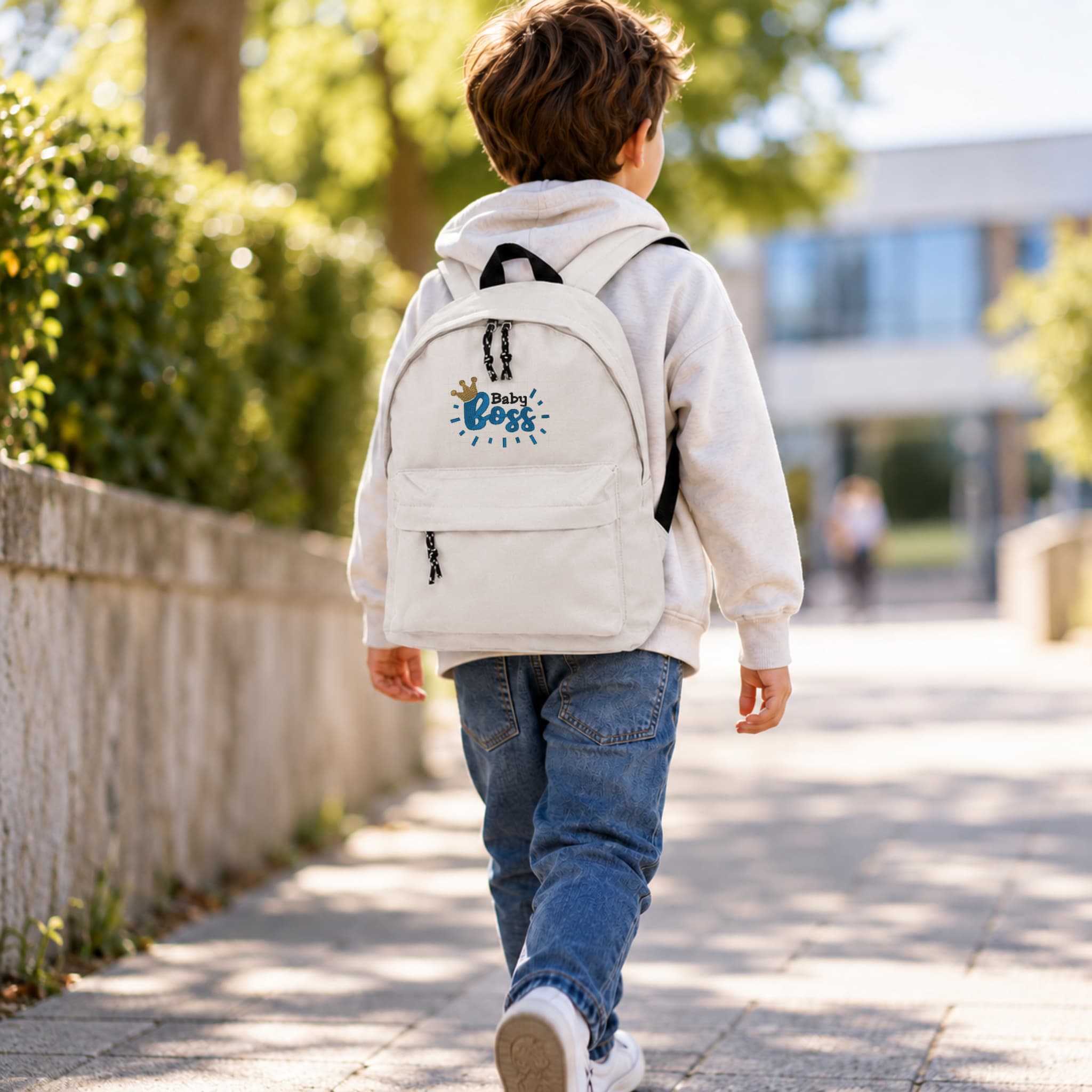 Zaino Bambino in Poliestere 600D 28x38x12 cm – Schienale Imbottito e Spallacci Regolabili - Design Ricamato Super Boss