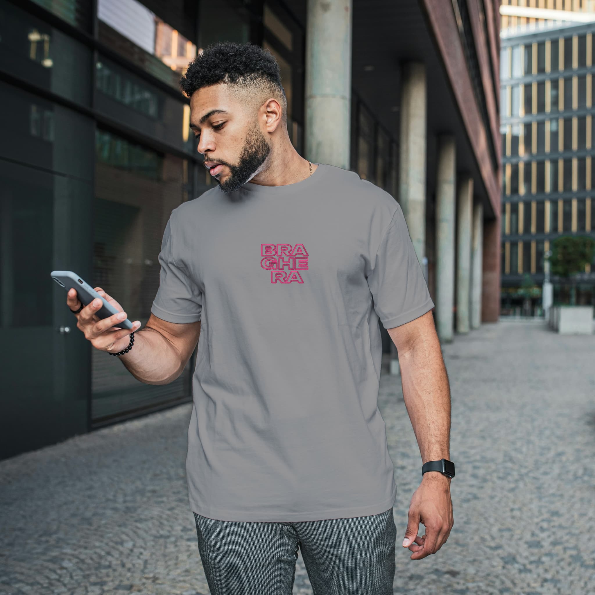 T-Shirt Unisex Ricamata 100% Cotone – Confortevole – Design Braghera Effetto Outline