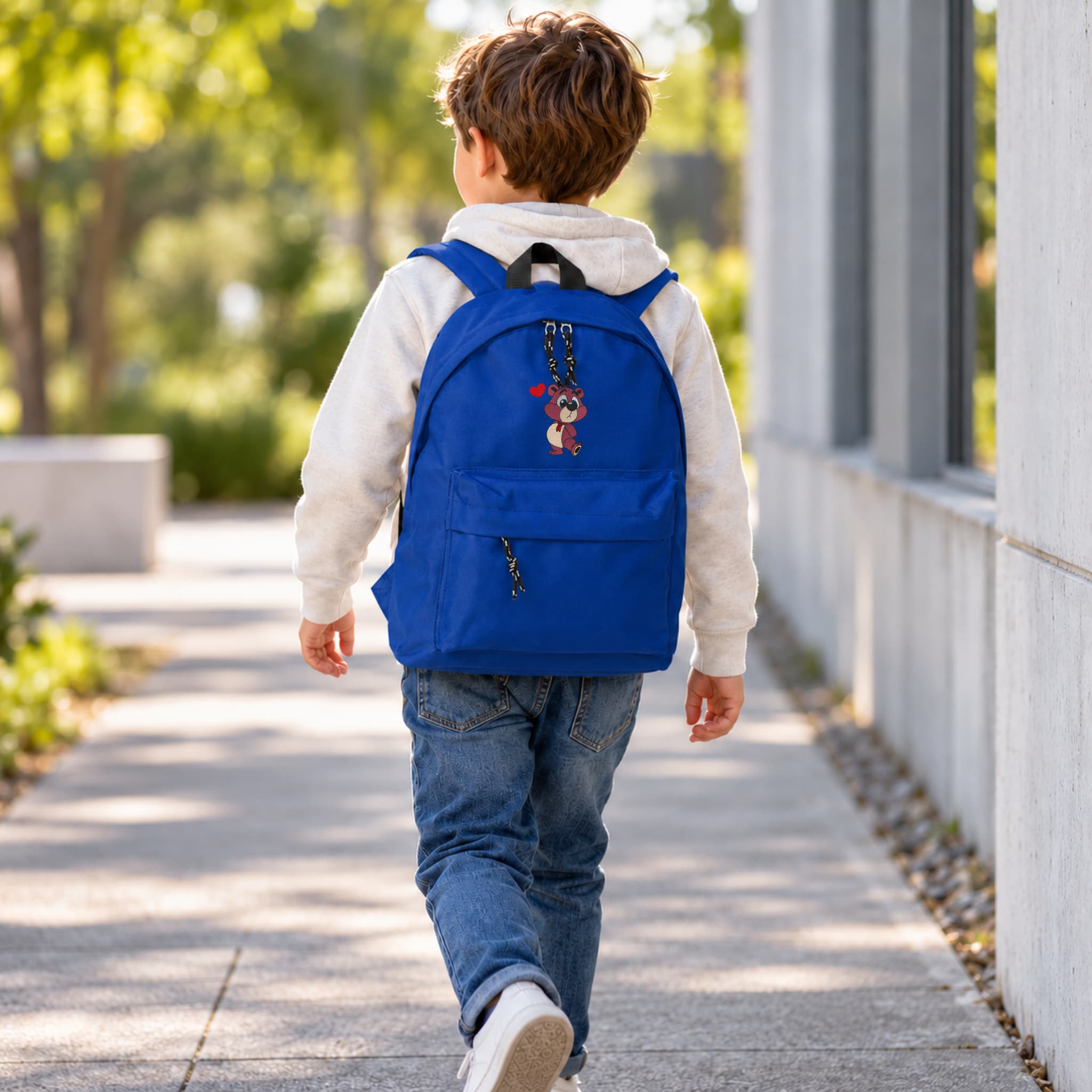 Mochila Infantil de Poliéster 600D 28x38x12 cm – Respaldo Acolchado y Tirantes Ajustables - Diseño Bordado de Osito con Corazón