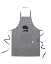 Grembiule in Cotone Riciclato – Sostenibile e Pratico – Cucina e Lavoro – Design Ricamato Scritta Love con Cuori a scacchi