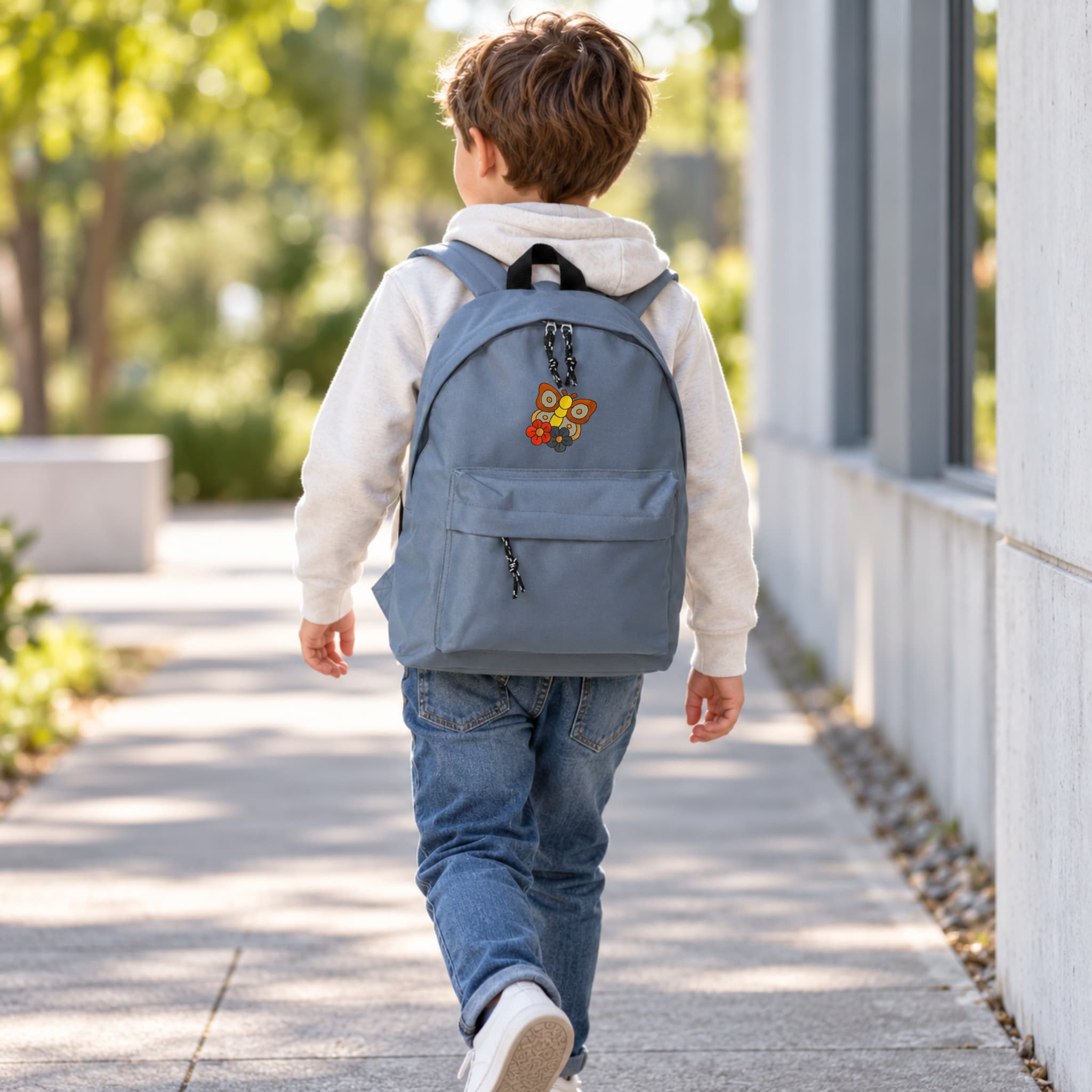 Mochila Infantil de Poliéster 600D 28x38x12 cm – Espalda Acolchada y Correas Ajustables – Diseño Bordado Mariposa con Flores