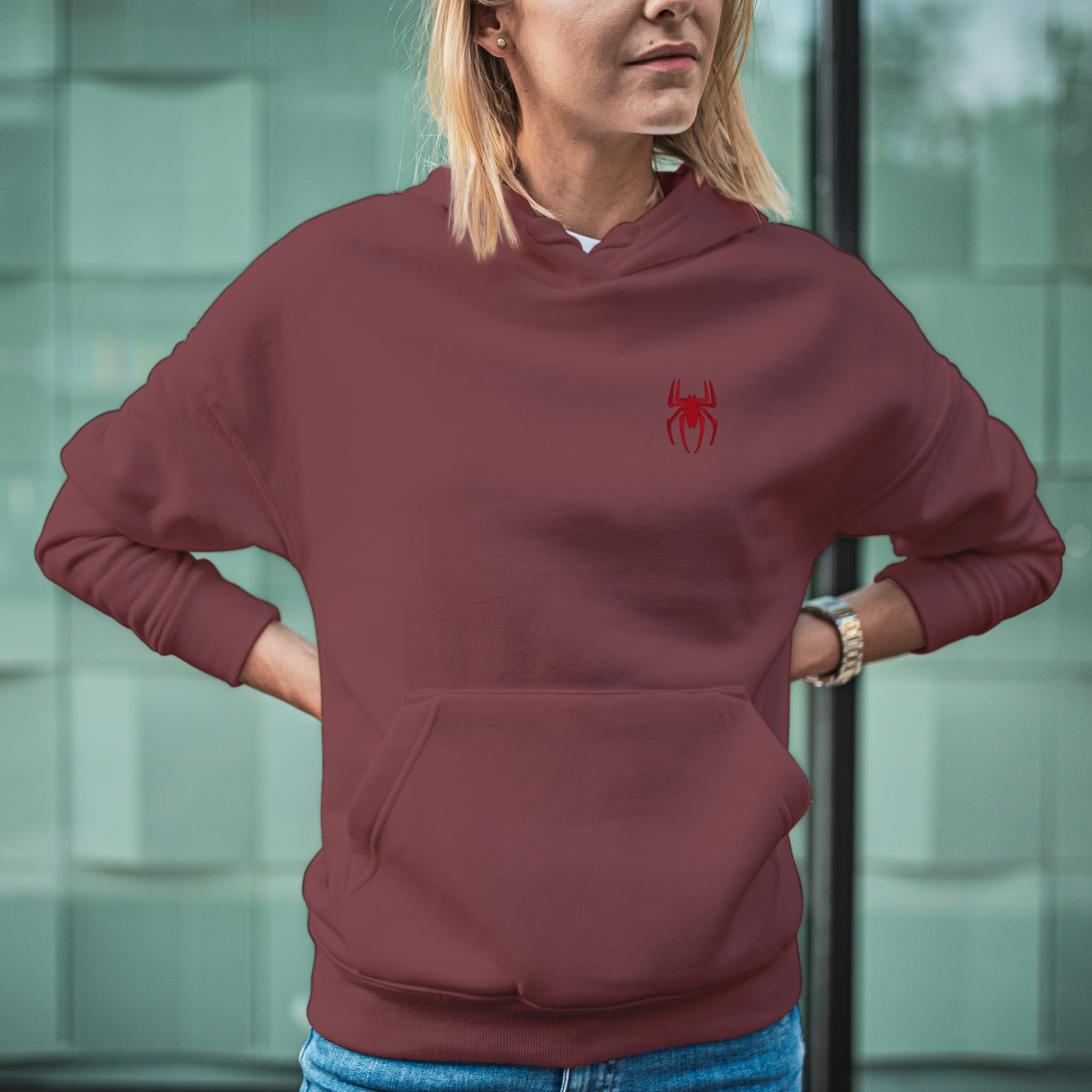 Felpa Ricamata Unisex Con Cappuccio – Morbida e Confortevole – Design logo spiderman