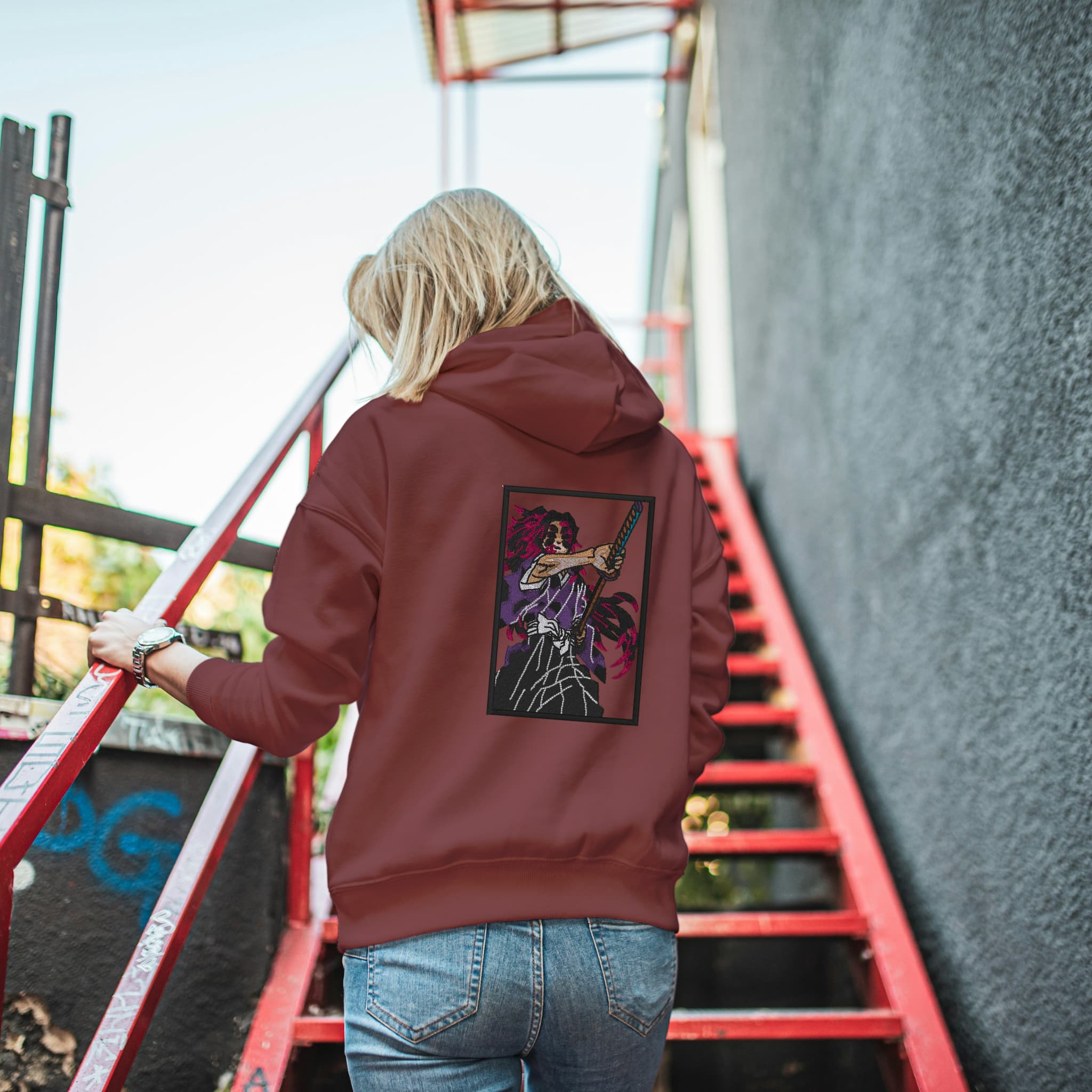 Felpa Ricamata sulla schiena Con Cappuccio Unisex – Morbida e Confortevole – Design Kokushibo