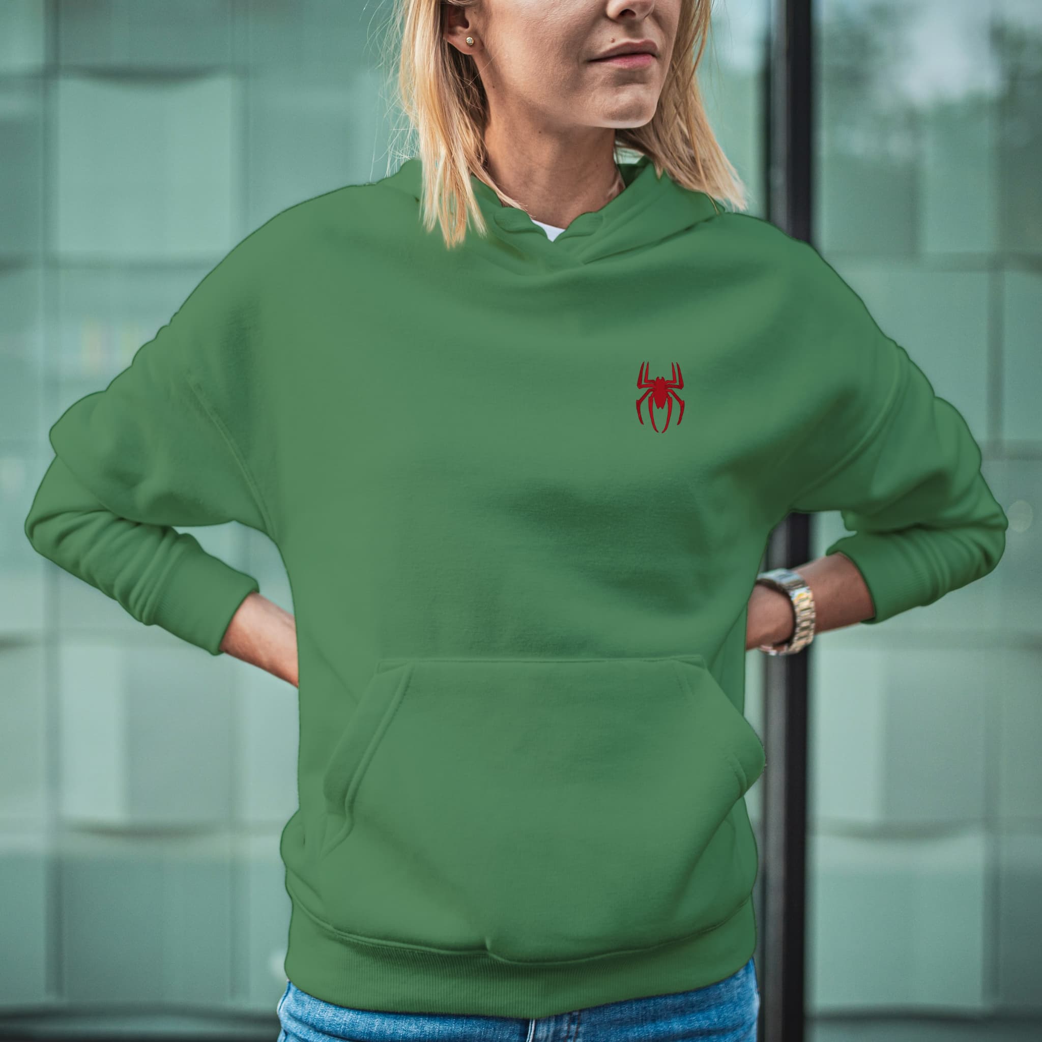 Felpa Ricamata Unisex Con Cappuccio – Morbida e Confortevole – Design logo spiderman