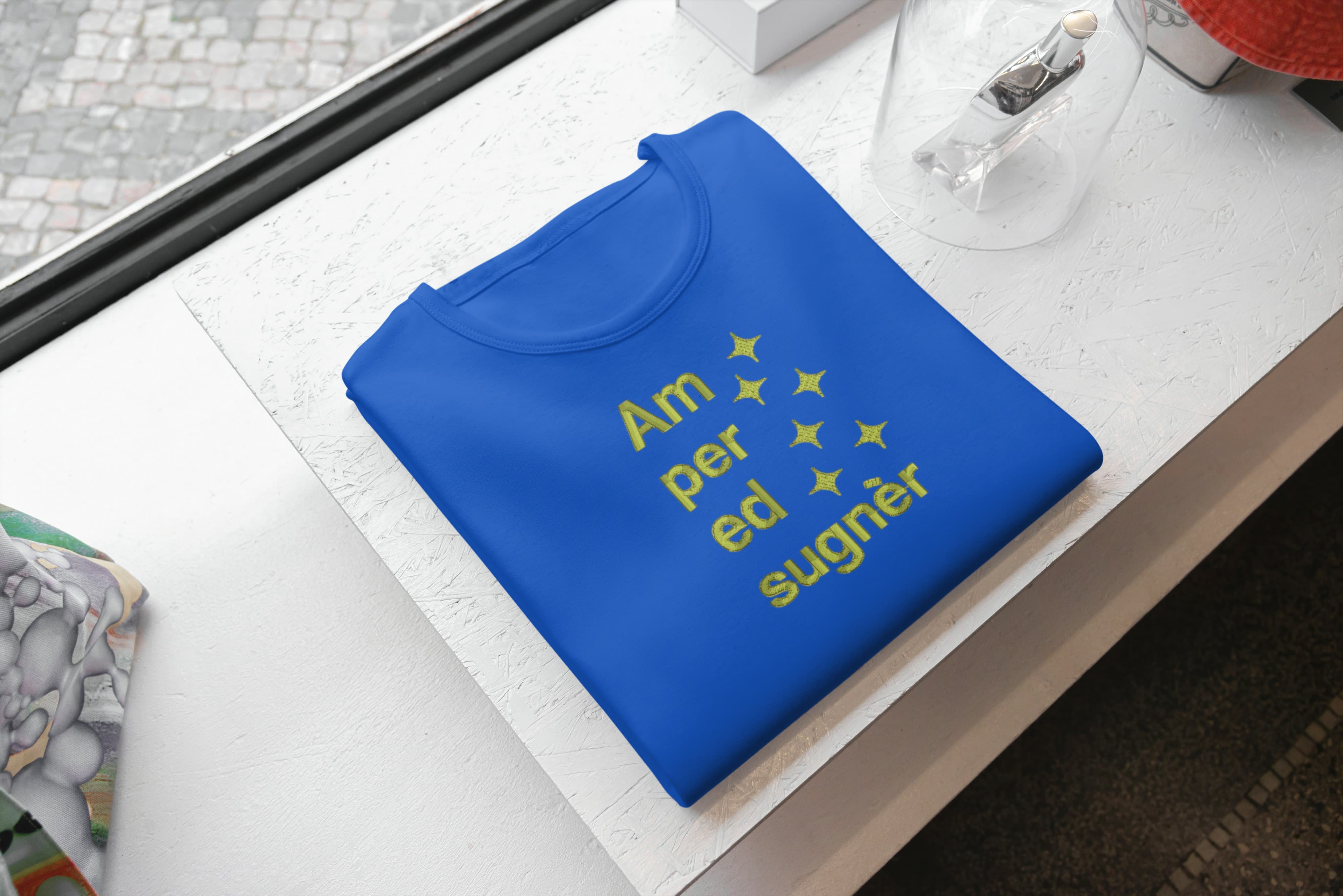 T-shirt Ricamata Unisex – 100% Cotone – Stile Streetwear e Confortevole – Am Per Ed Sugnèr