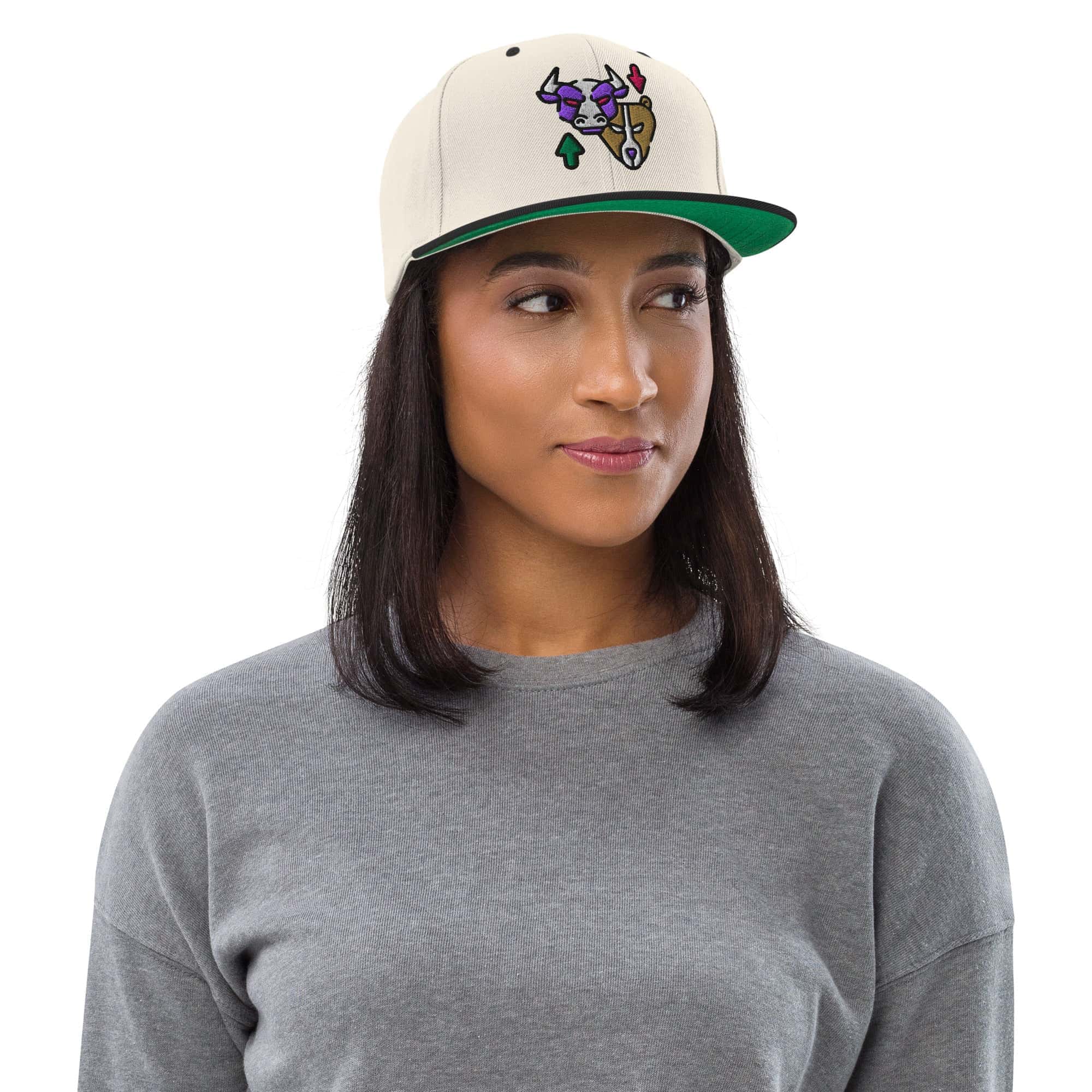 Cappellino Ricamato Unisex Snapback Regolabile – Design Bull & Bear-Biiply