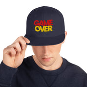 Cappellino Ricamato Unisex Snapback Regolabile – Design Game Over-Biiply