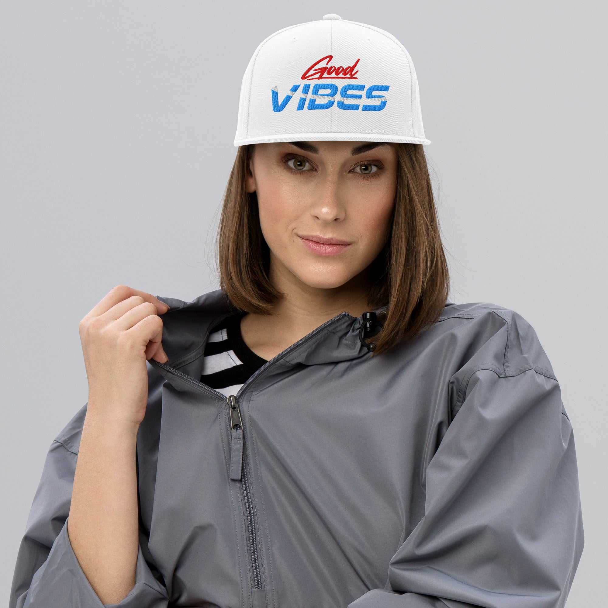 Cappellino Ricamato Unisex Snapback Regolabile – Design Good Vibes-Biiply