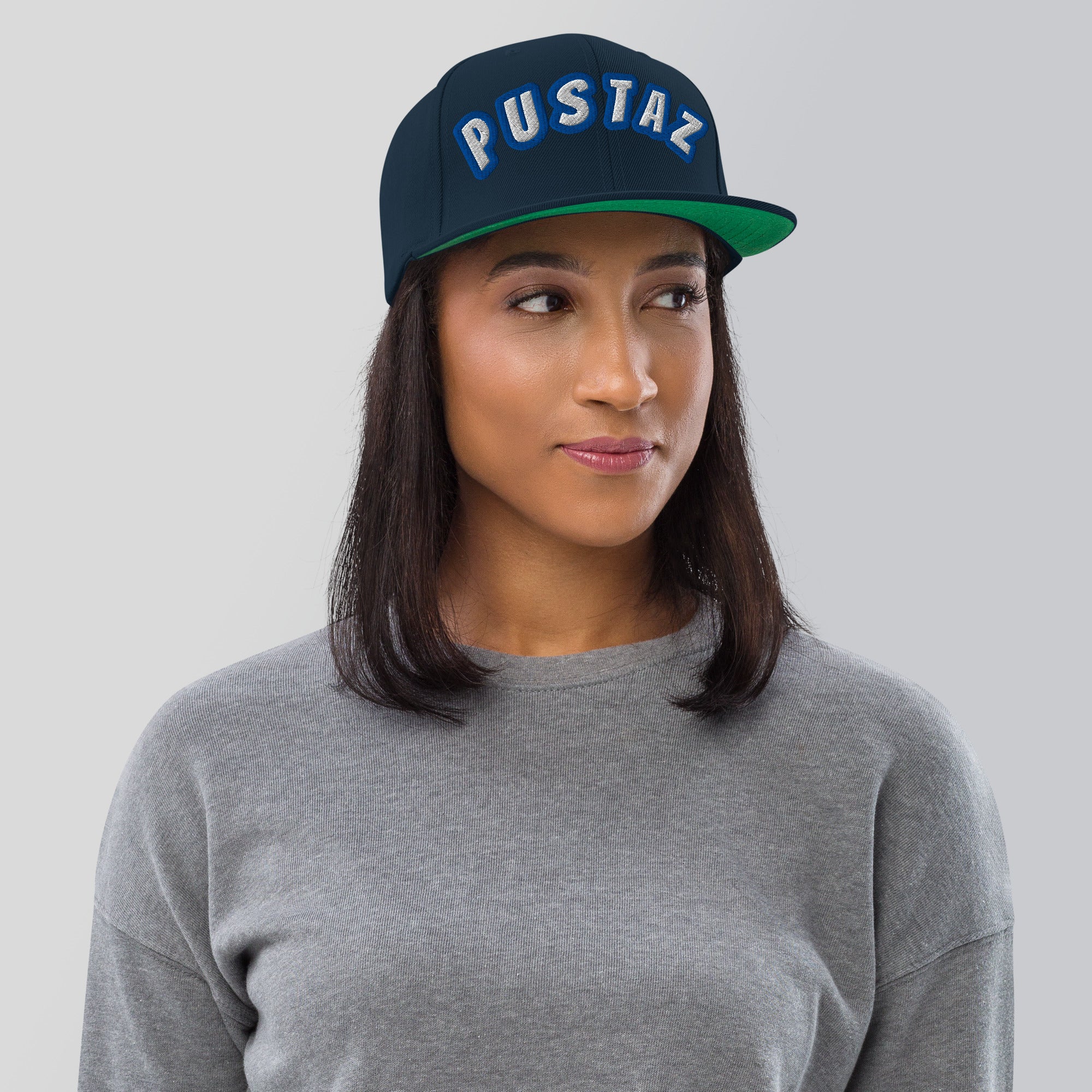 Cappellino Ricamato Unisex Snapback Regolabile – Design Pustaz-Biiply