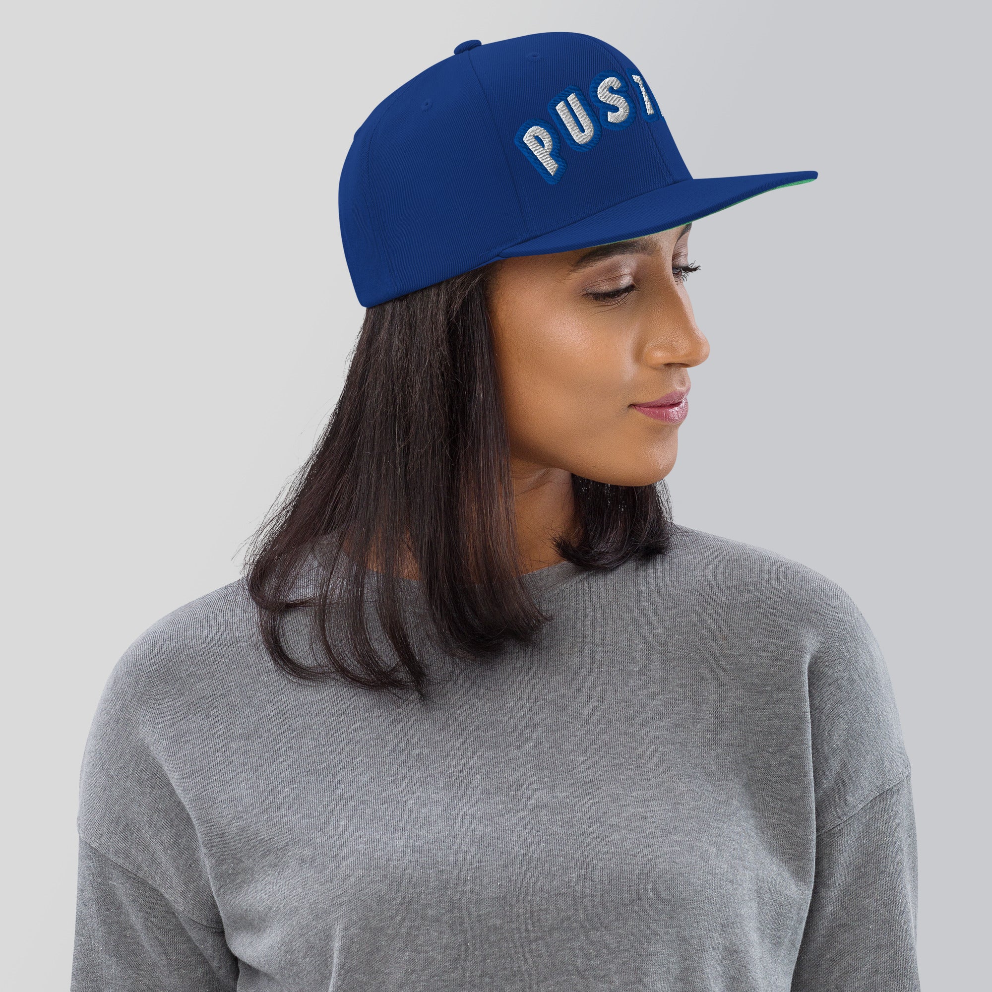 Cappellino Ricamato Unisex Snapback Regolabile – Design Pustaz-Biiply