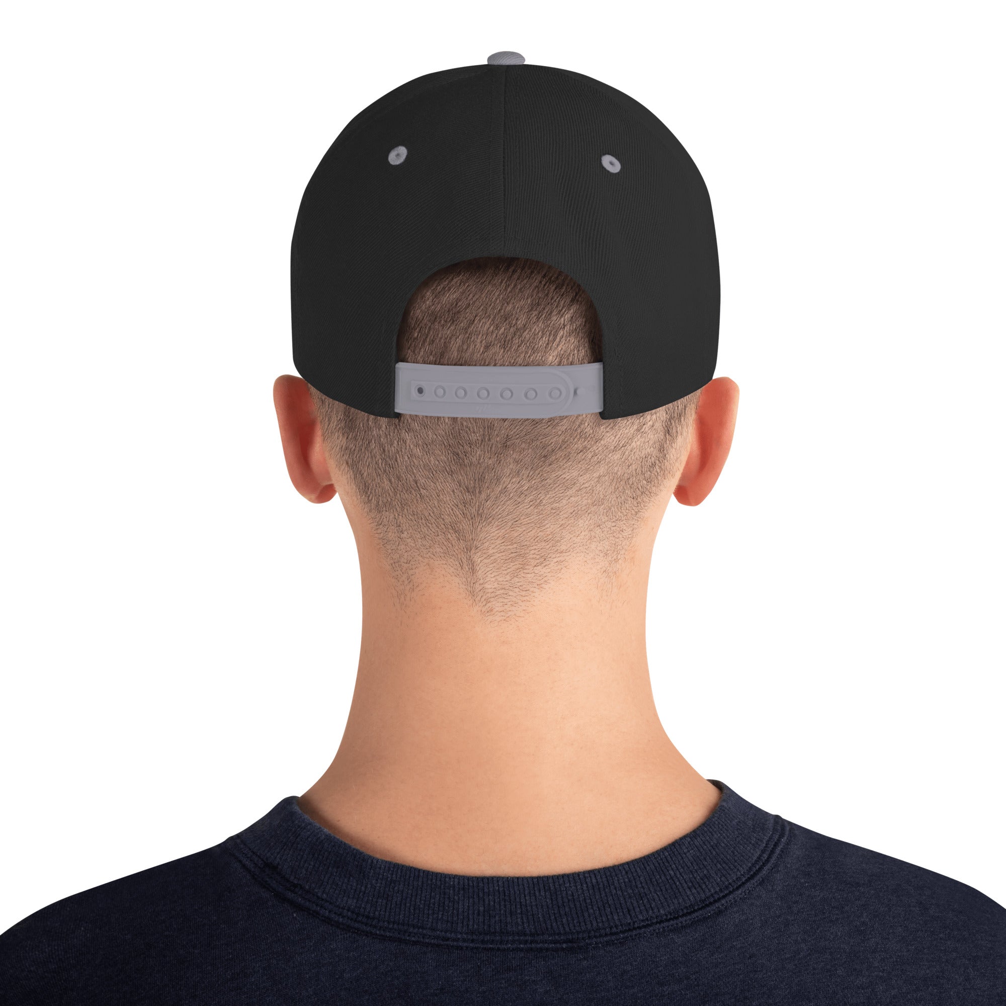 Cappello Ricamatato Visiera Piatta A Tal Dèg