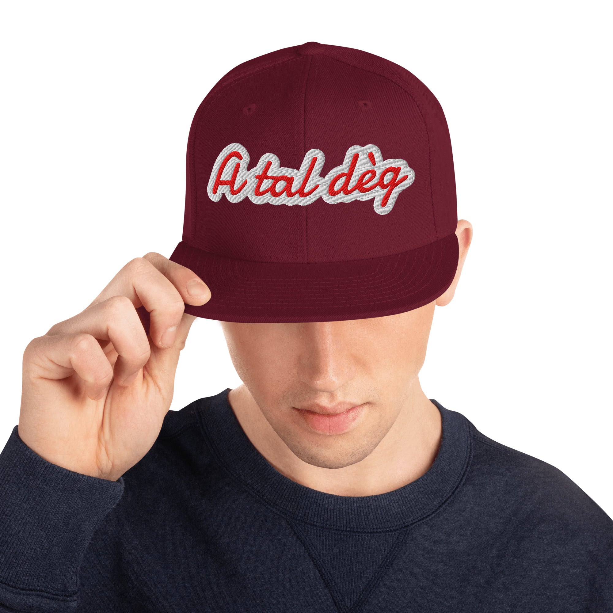 Cappello Ricamatato Visiera Piatta A Tal Dèg