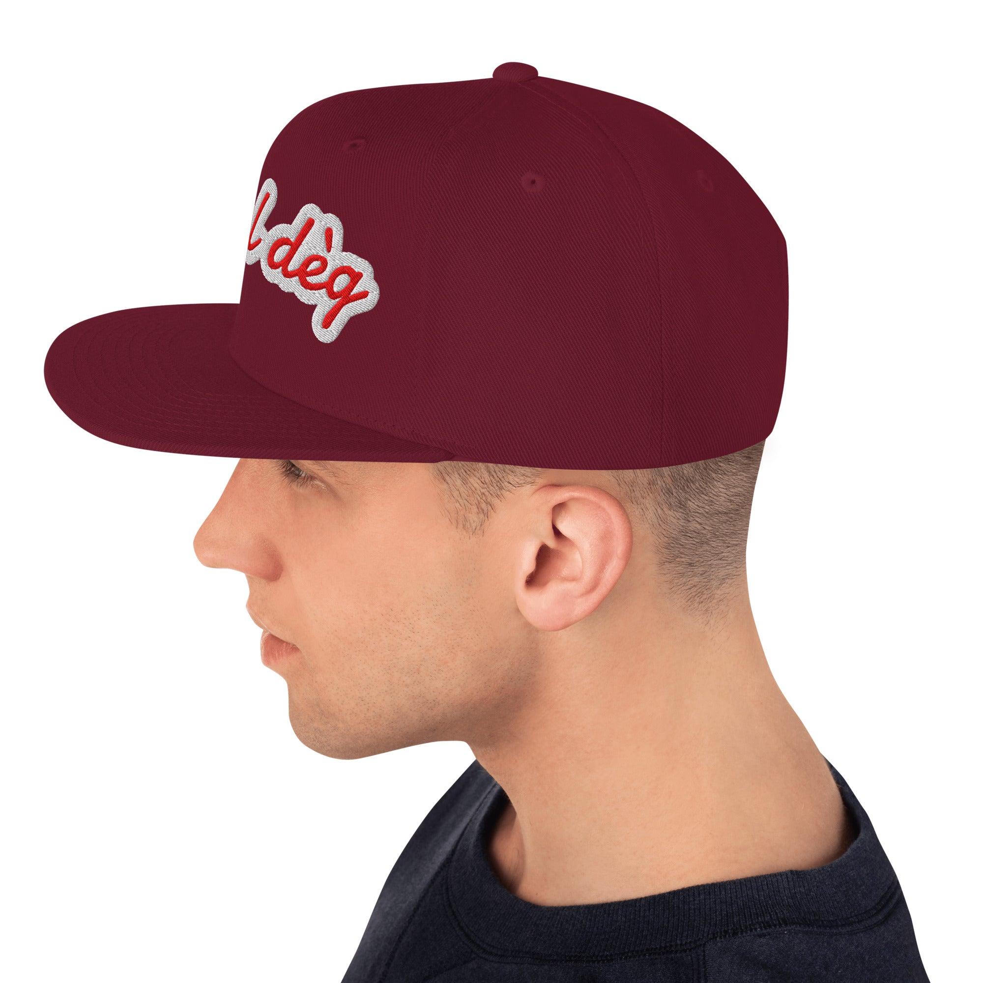 Cappello Ricamatato Visiera Piatta A Tal Dèg