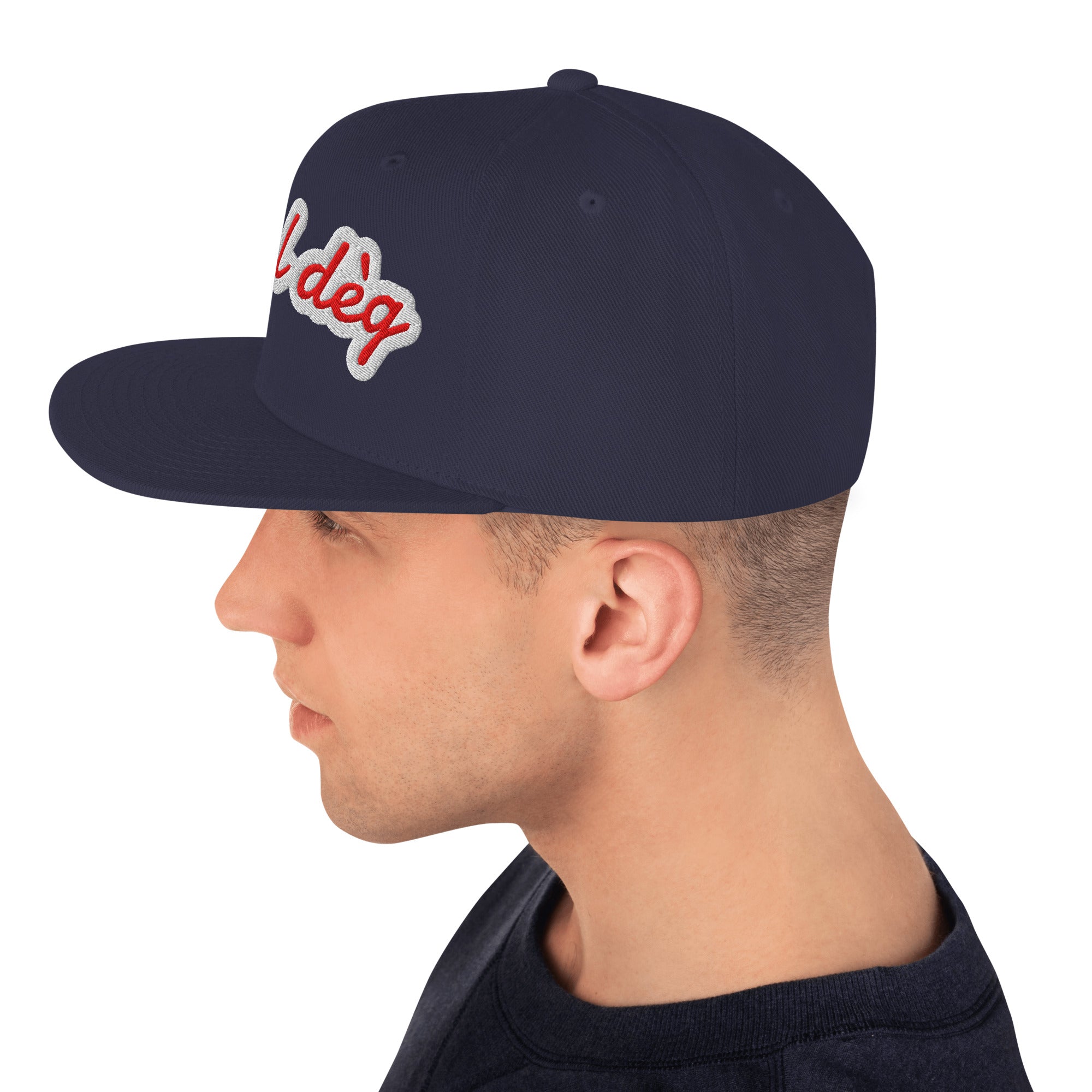 Cappello Ricamatato Visiera Piatta A Tal Dèg