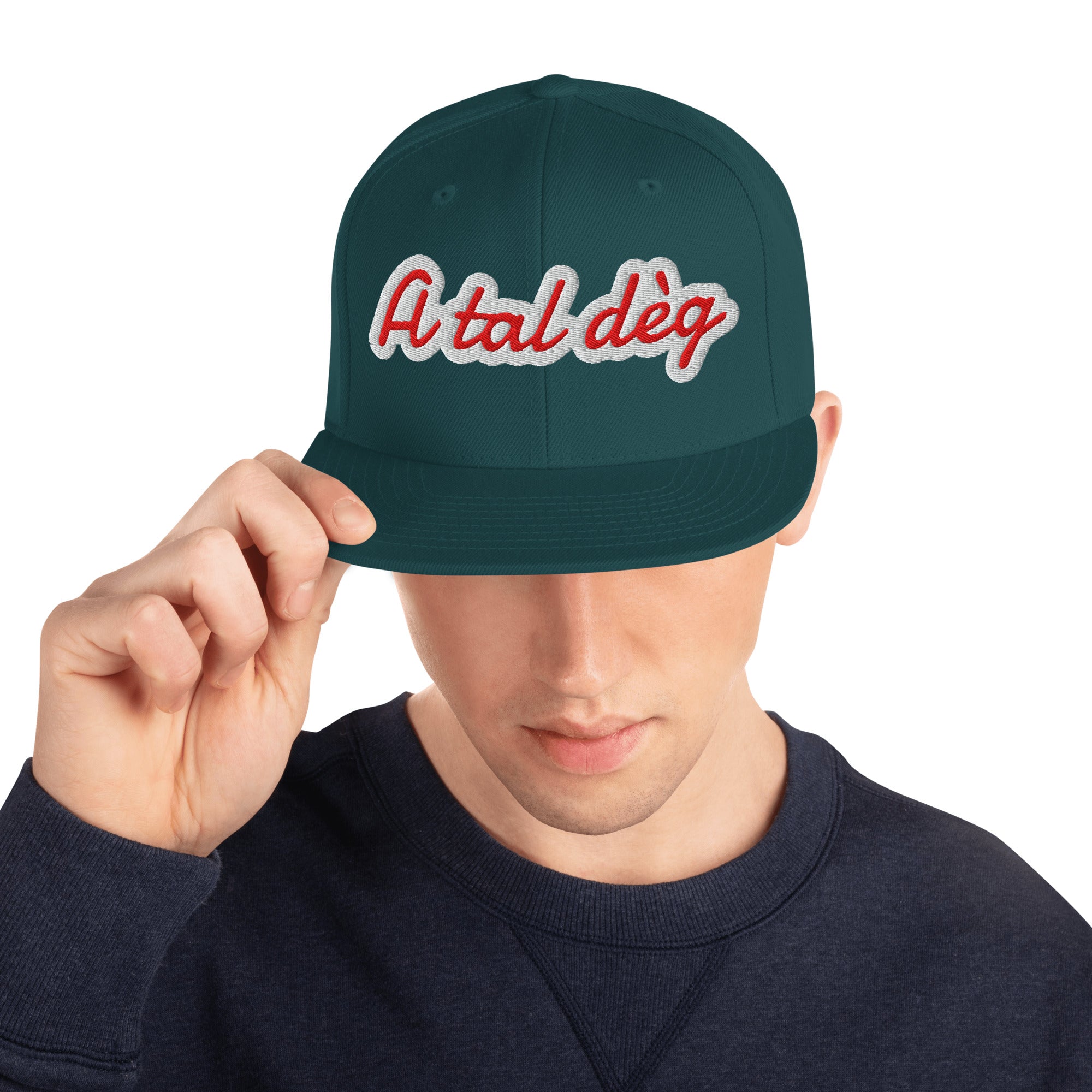 Cappello Ricamatato Visiera Piatta A Tal Dèg