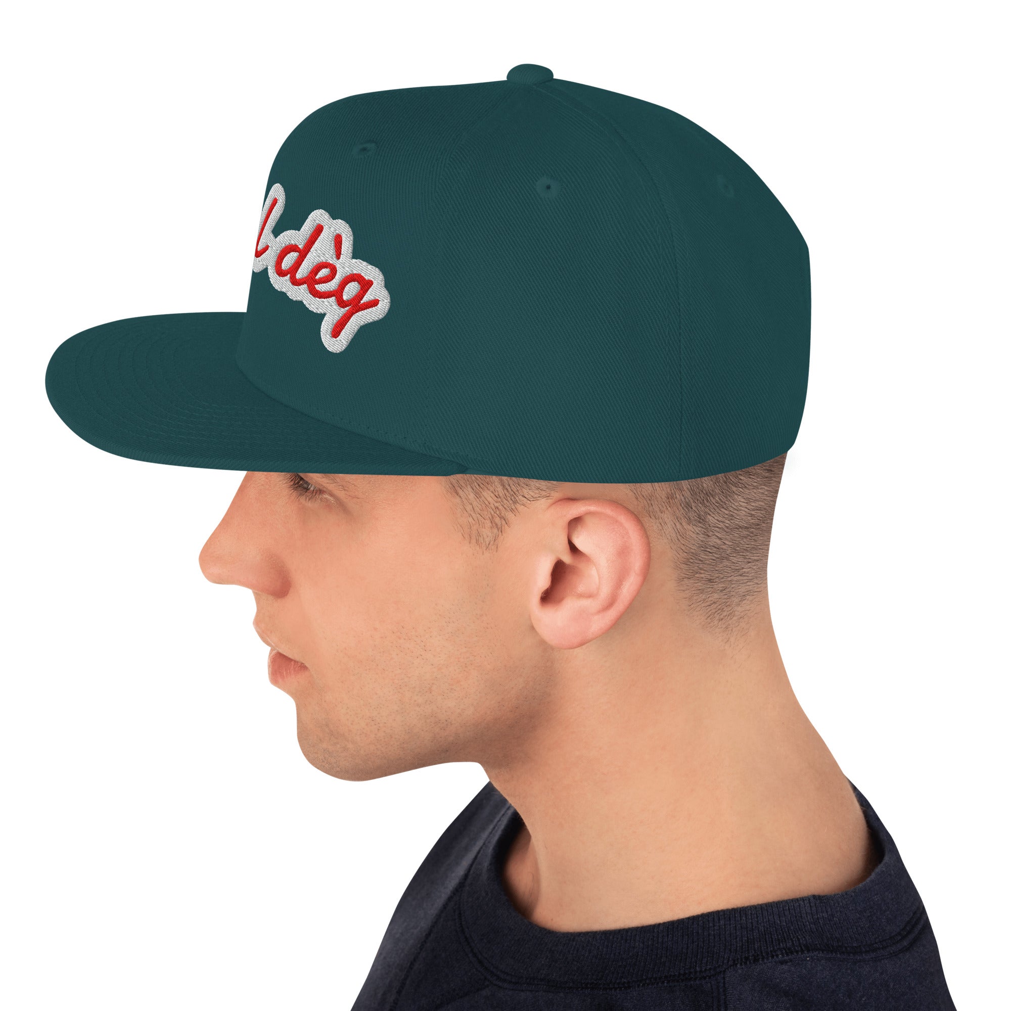Cappello Ricamatato Visiera Piatta A Tal Dèg