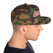 Cappello Ricamatato Visiera Piatta A Tal Dèg