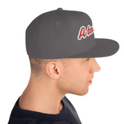 Cappello Ricamatato Visiera Piatta A Tal Dèg