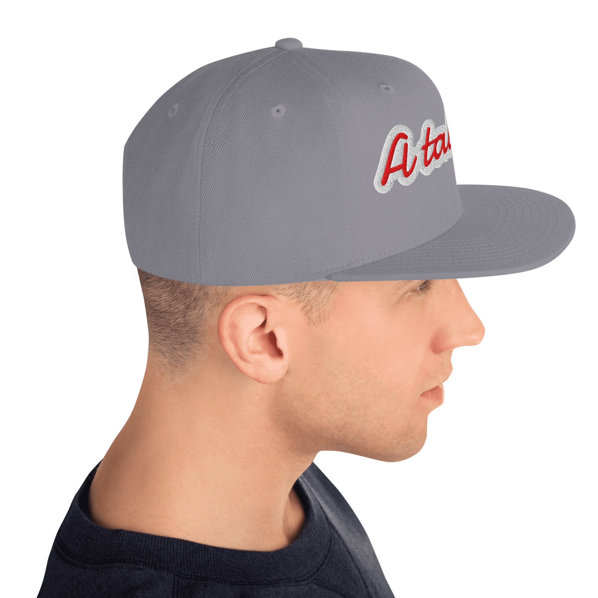 Cappello Ricamatato Visiera Piatta A Tal Dèg