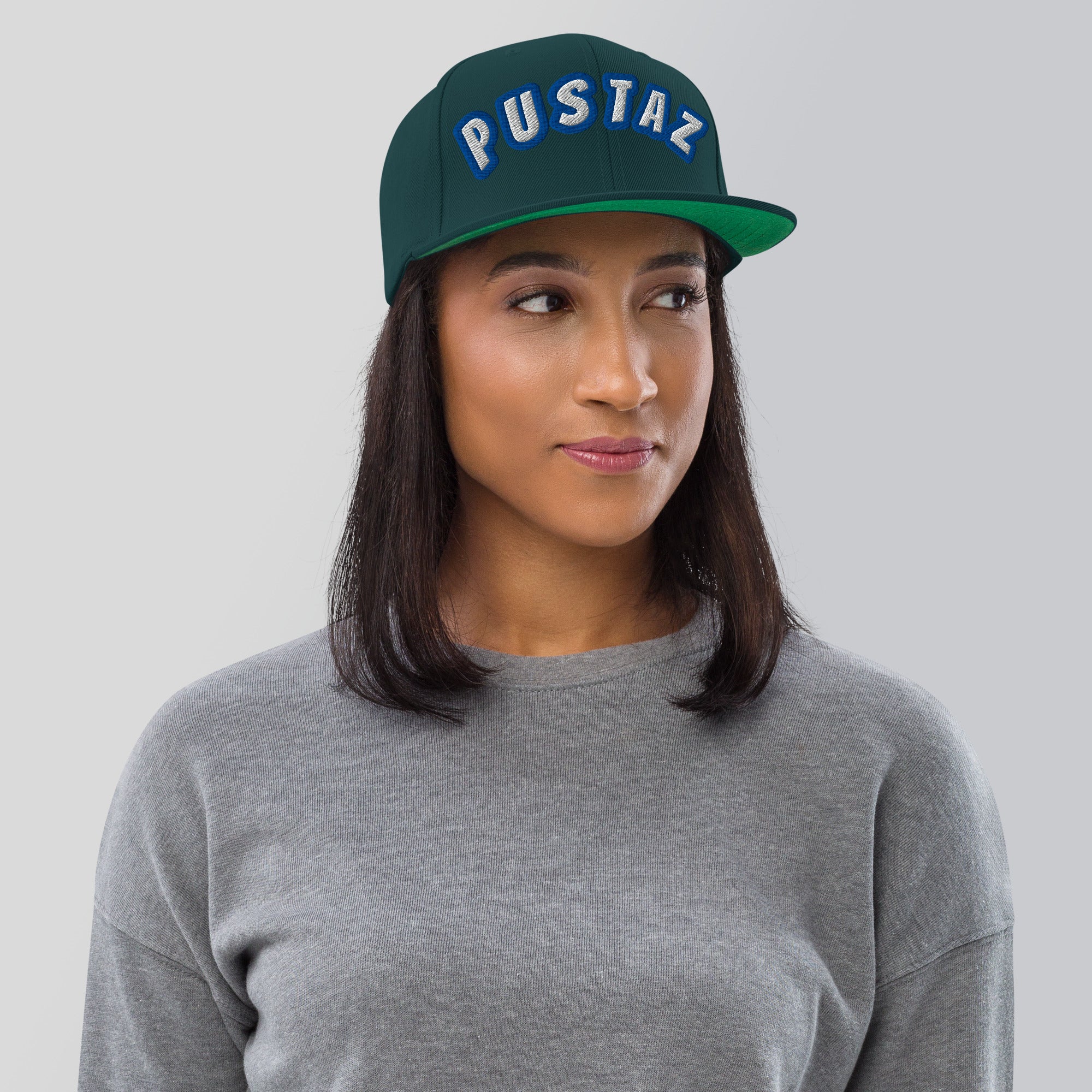 Cappello Ricamatato Visiera Piatta Pustaz