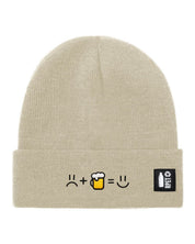 Cappello a Maglia in RPET Riciclato – Morbido e Caldo – Linea Sostenibile Naturaleine – Design Ricamato Faccia Triste + Birra = Faccia felice-Biiply
