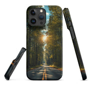 Cover iPhone Resistente – Compatibile con Ricarica Wireless – Design Tree Lined Street-Biiply