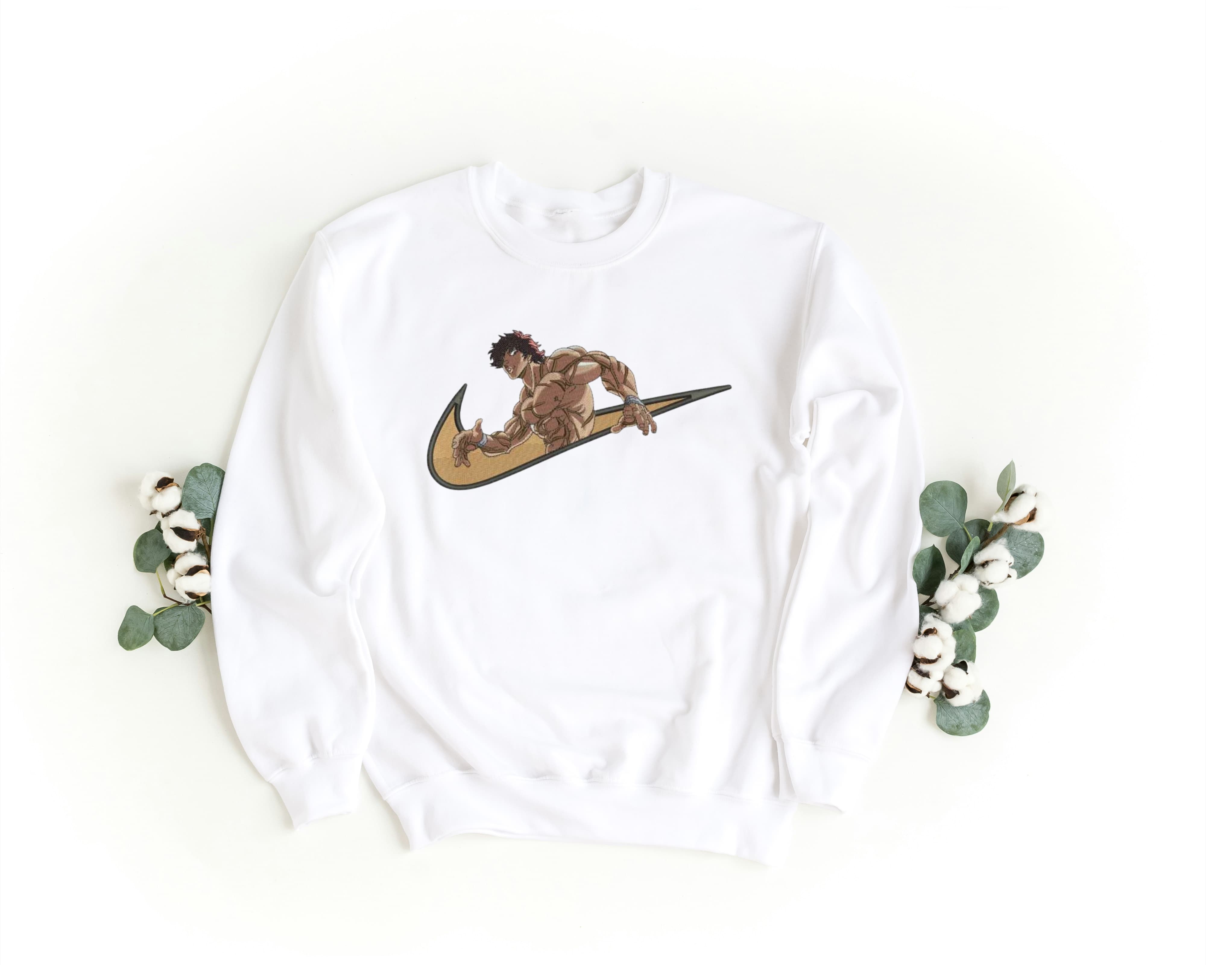 Felpa Ricamata Unisex a Girocollo – Morbida e Confortevole – Design Baki Swoosh-Biiply