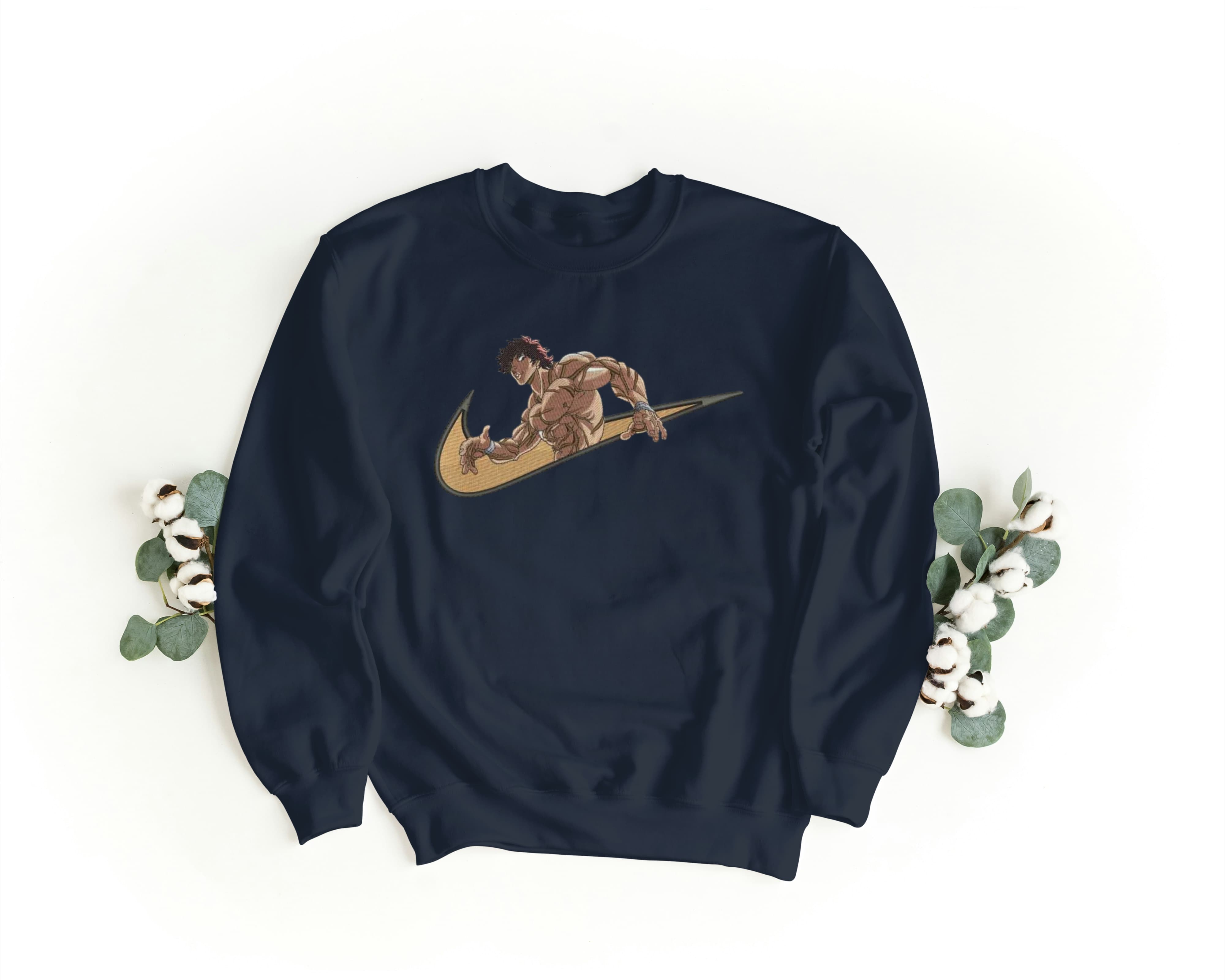 Felpa Ricamata Unisex a Girocollo – Morbida e Confortevole – Design Baki Swoosh-Biiply