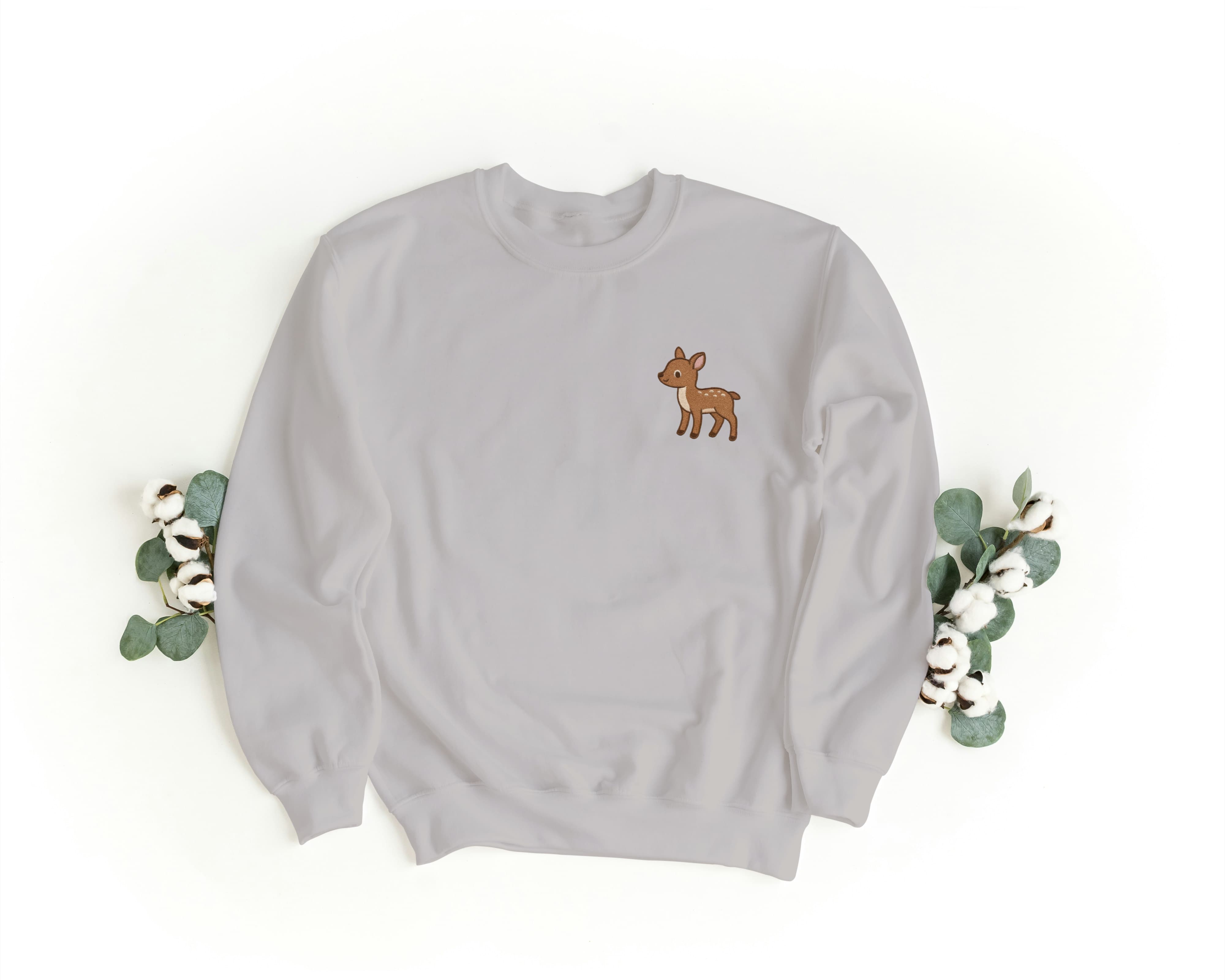 Felpa Ricamata Unisex a Girocollo – Morbida e Confortevole – Design Bambi-Biiply