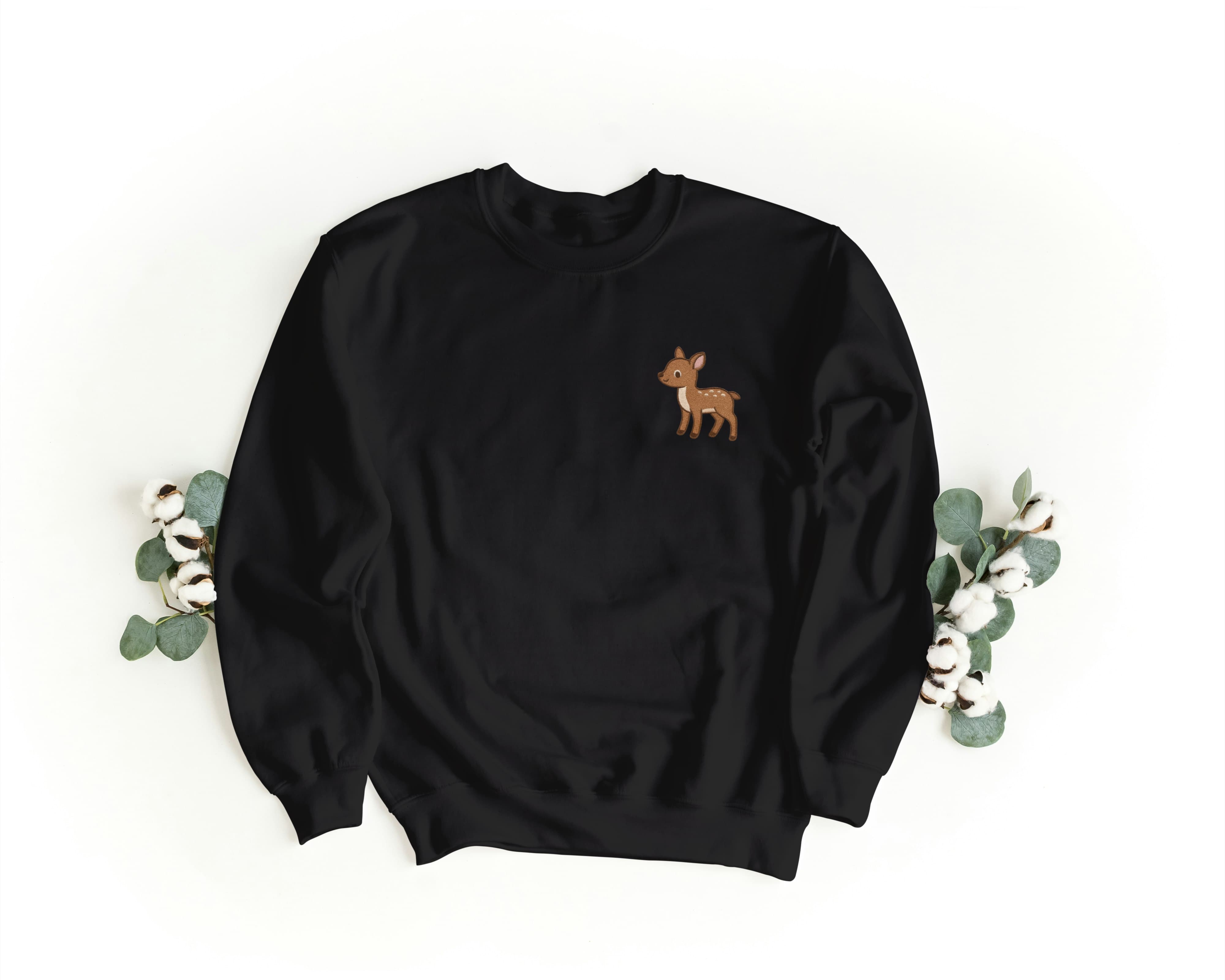Felpa Ricamata Unisex a Girocollo – Morbida e Confortevole – Design Bambi-Biiply
