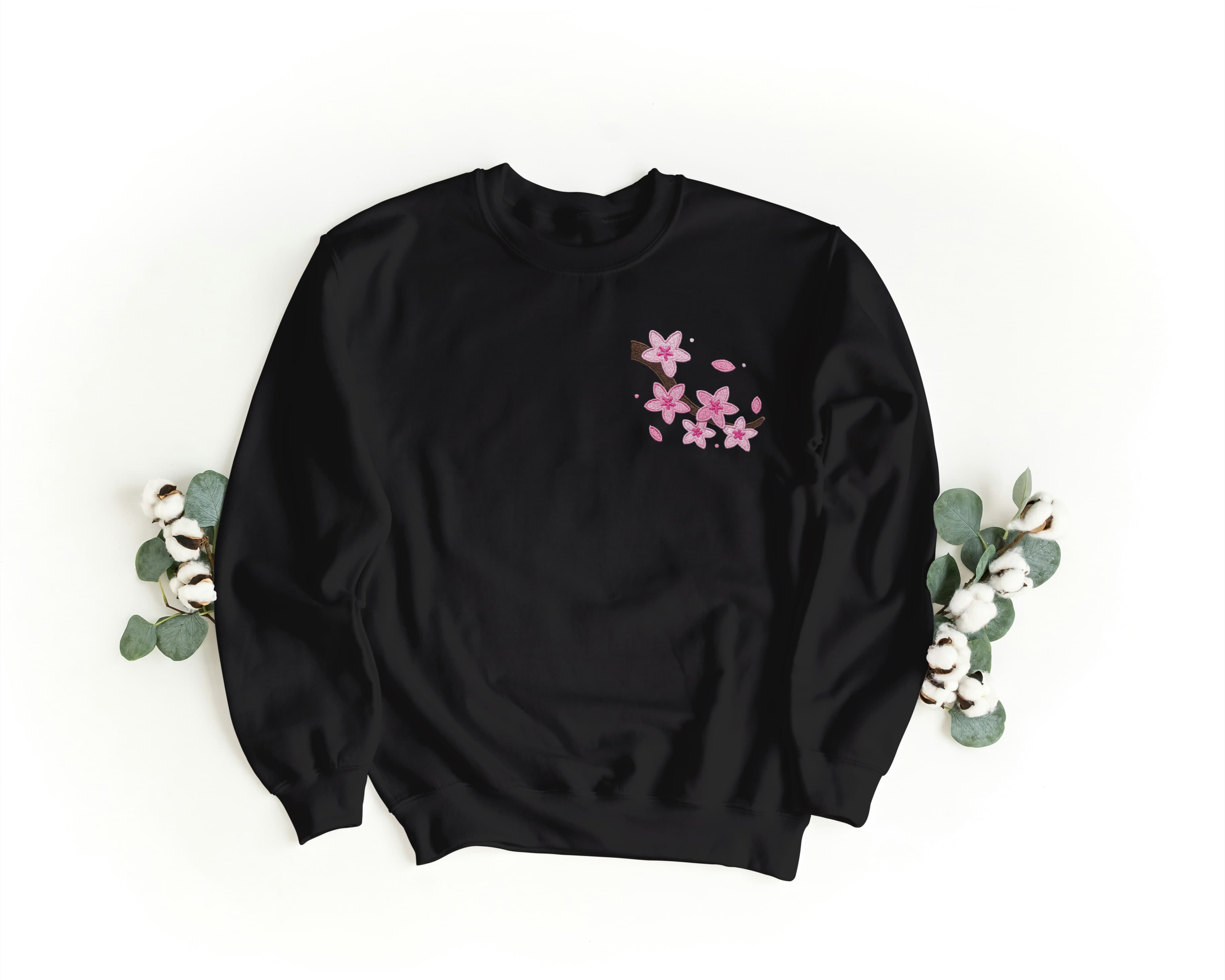 Felpa Ricamata Unisex a Girocollo – Morbida e Confortevole – Design Cherry Blossom-Biiply