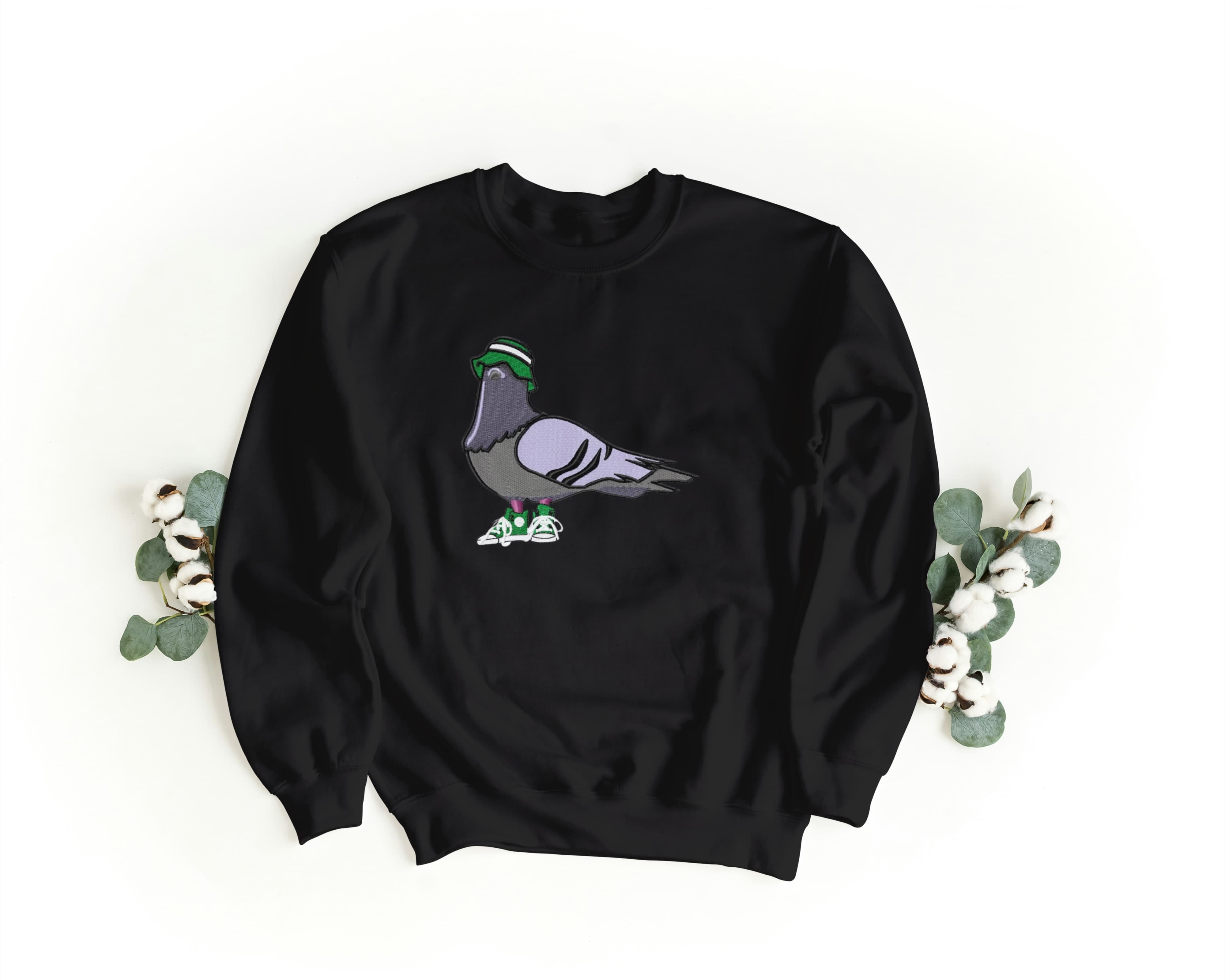 Felpa Ricamata Unisex a Girocollo – Morbida e Confortevole – Design Piccione sweg-Biiply