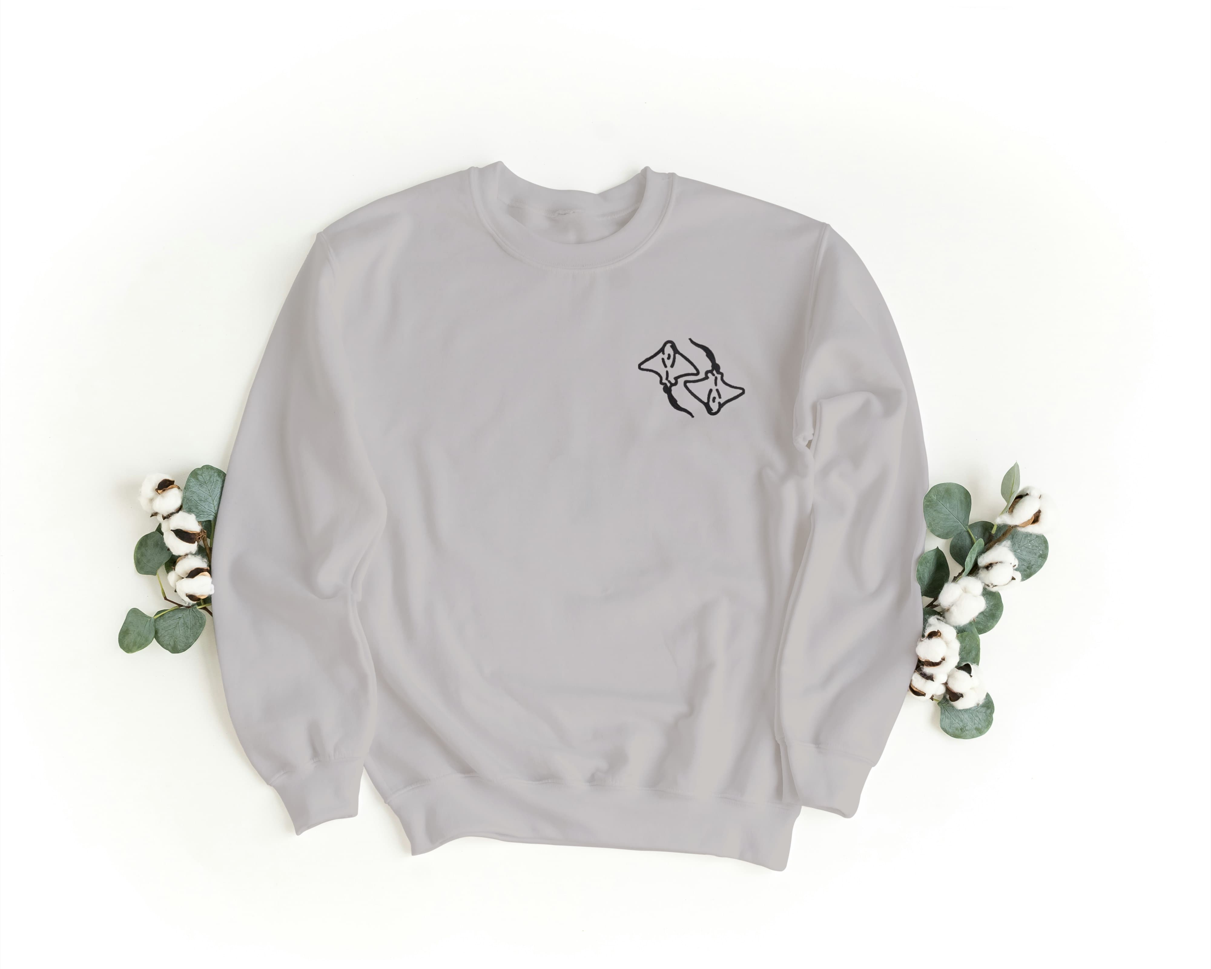 Felpa Ricamata Unisex a Girocollo – Morbida e Confortevole – Design Razze inseparabili-Biiply