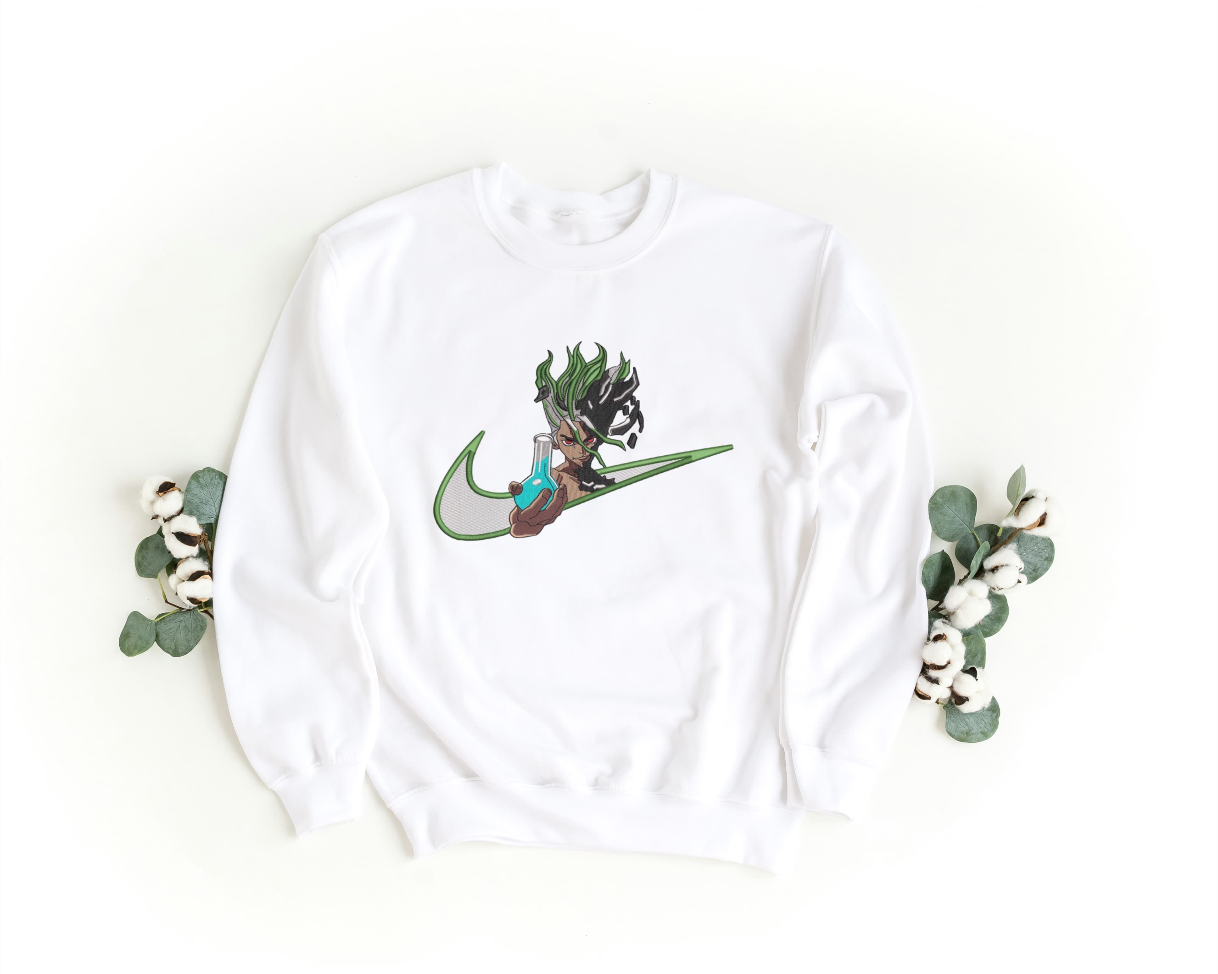 Felpa Ricamata Unisex a Girocollo – Morbida e Confortevole – Design Senku-Biiply