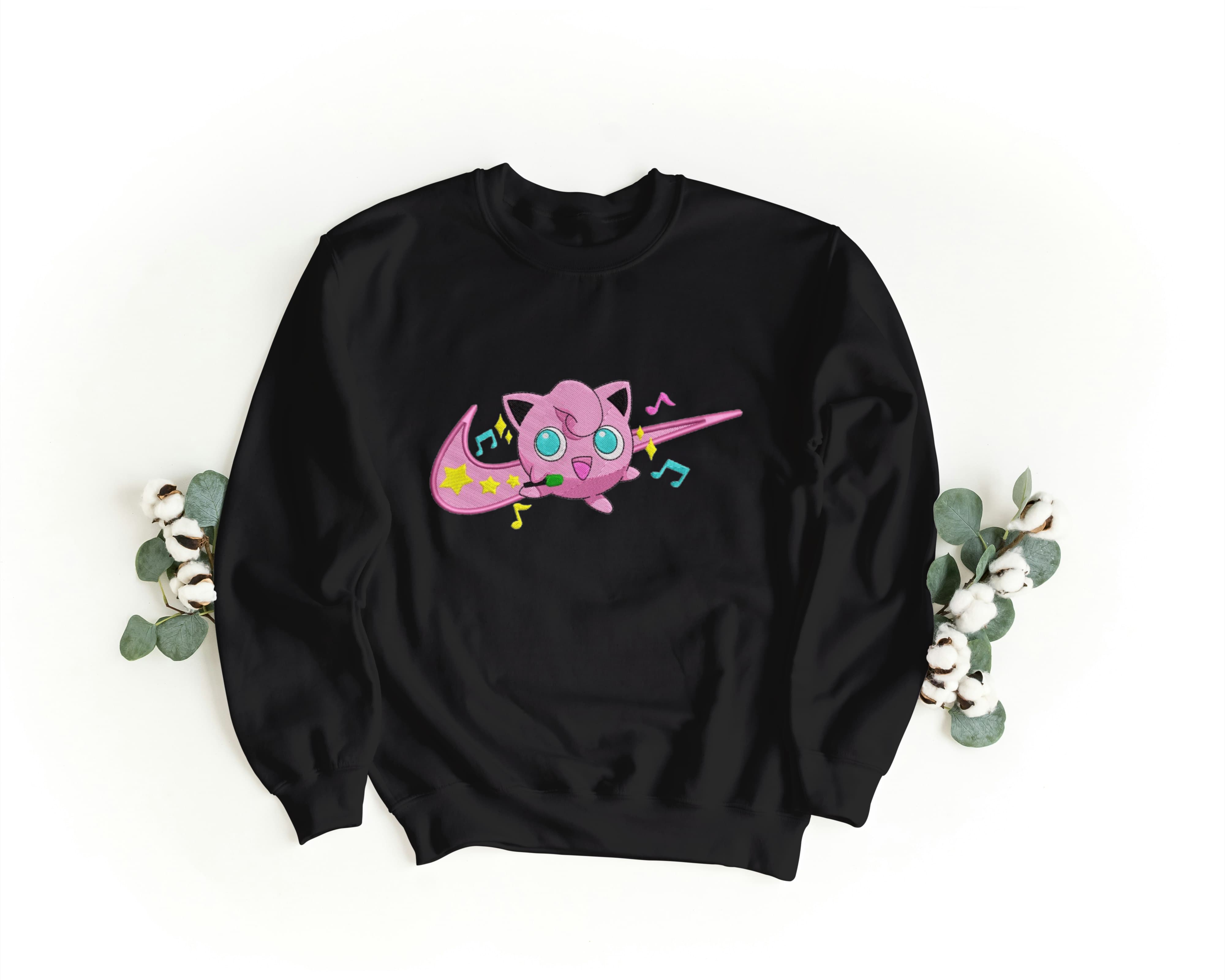 Felpa Ricamata Unisex a Girocollo – Morbida e Confortevole – Design Swoosh + Jigglypuff-Biiply