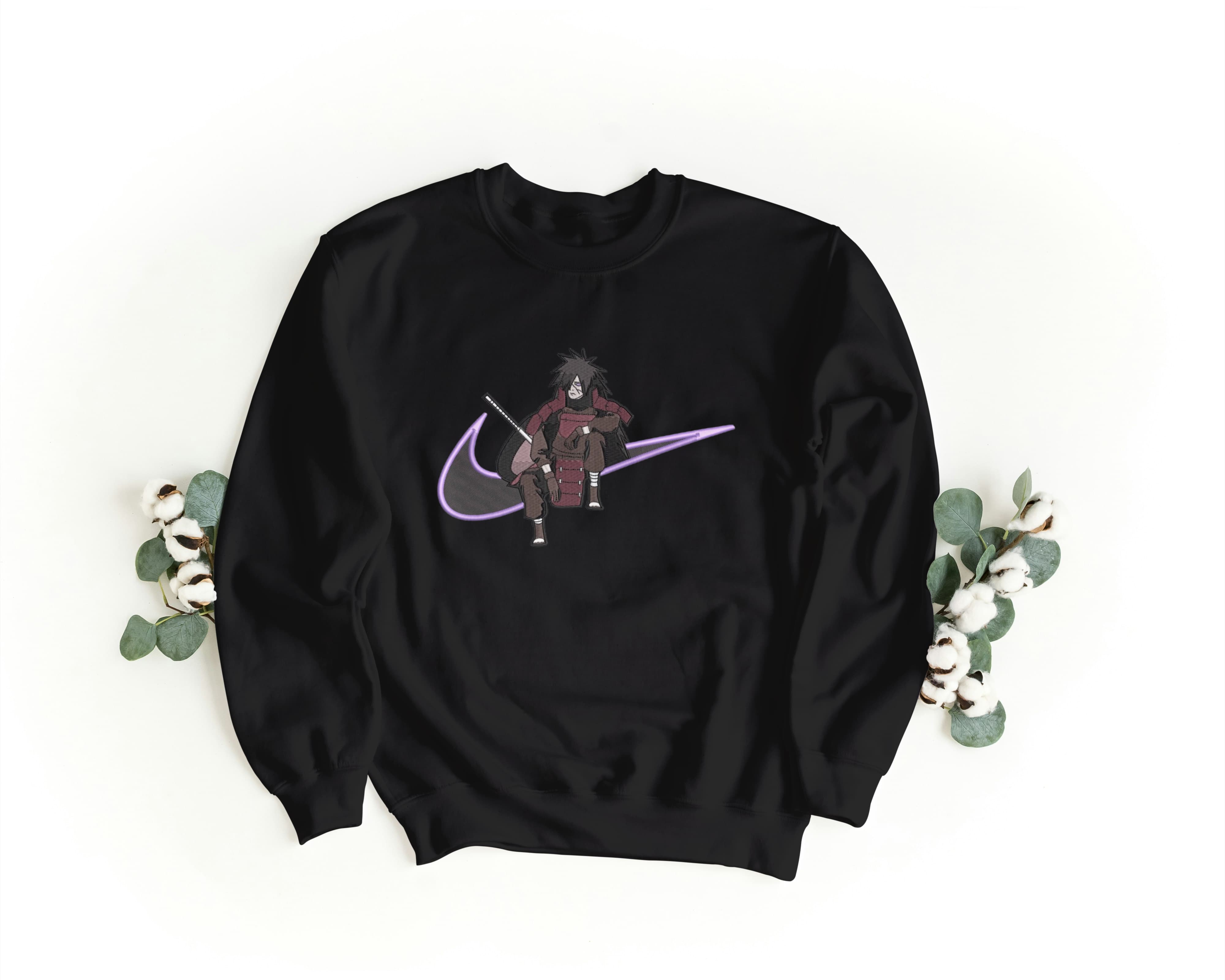 Felpa Ricamata Unisex a Girocollo – Morbida e Confortevole – Design Swoosh Madara-Biiply