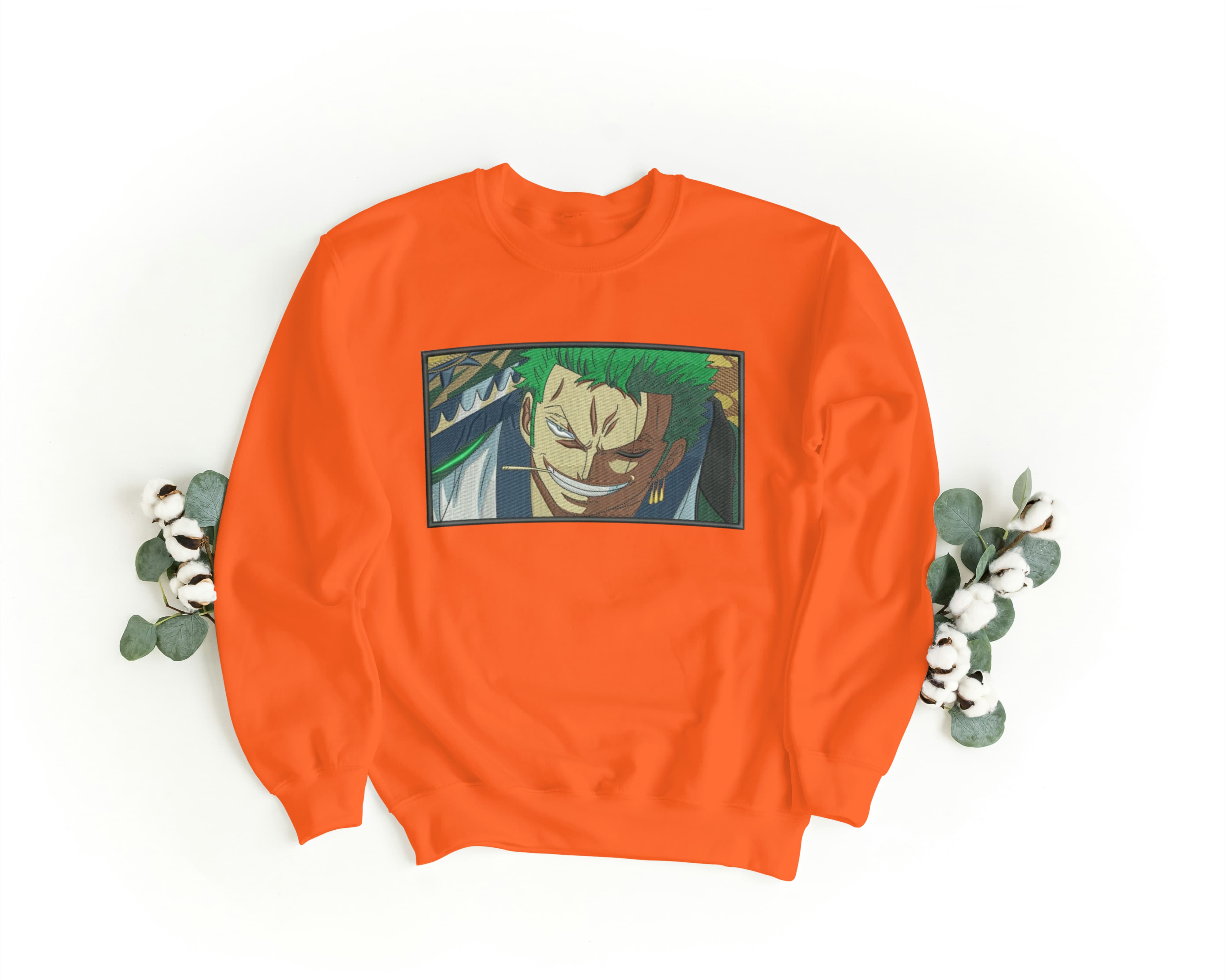 Felpa Ricamata Unisex a Girocollo – Morbida e Confortevole – Design Zoro Eyes & Smile-Biiply
