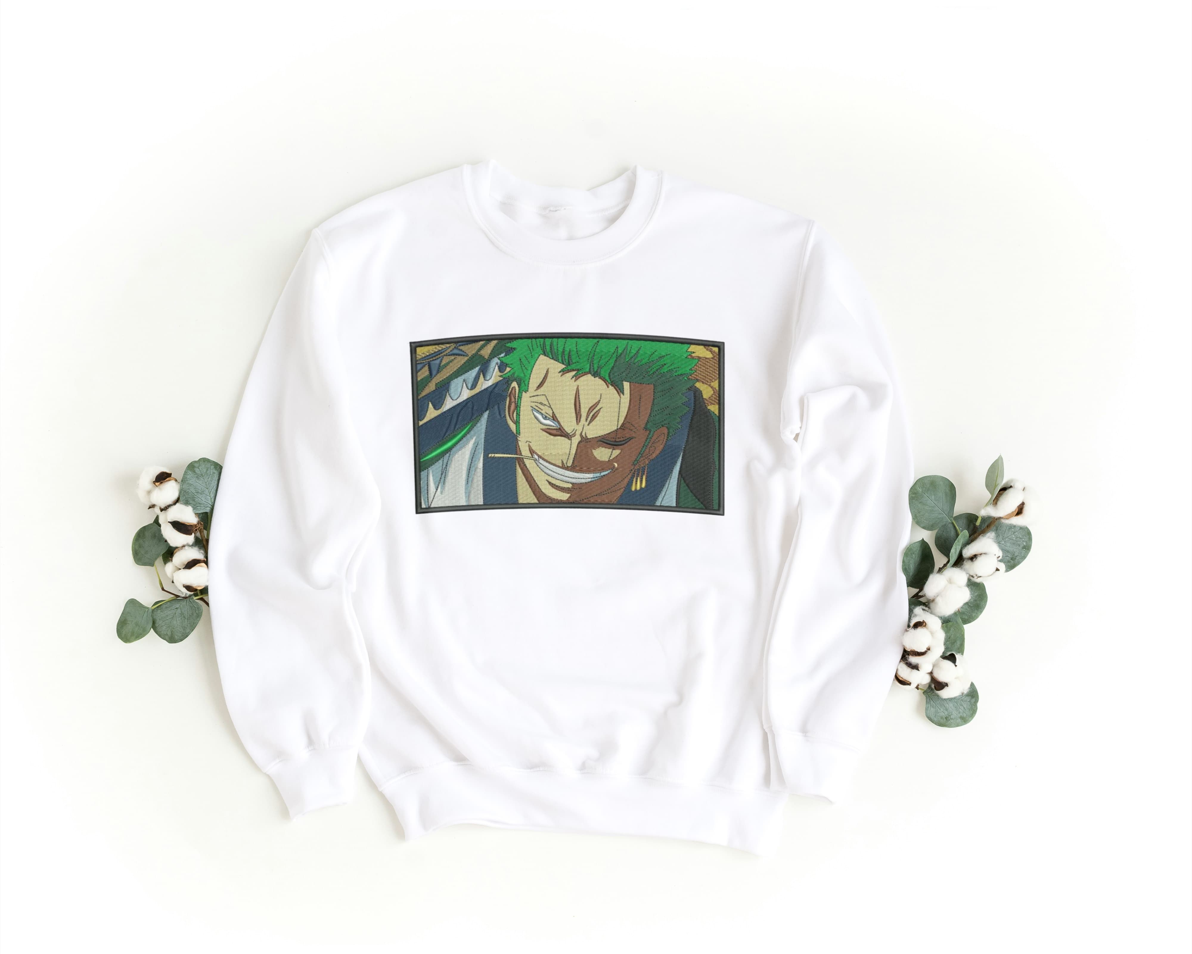 Felpa Ricamata Unisex a Girocollo – Morbida e Confortevole – Design Zoro Eyes & Smile-Biiply