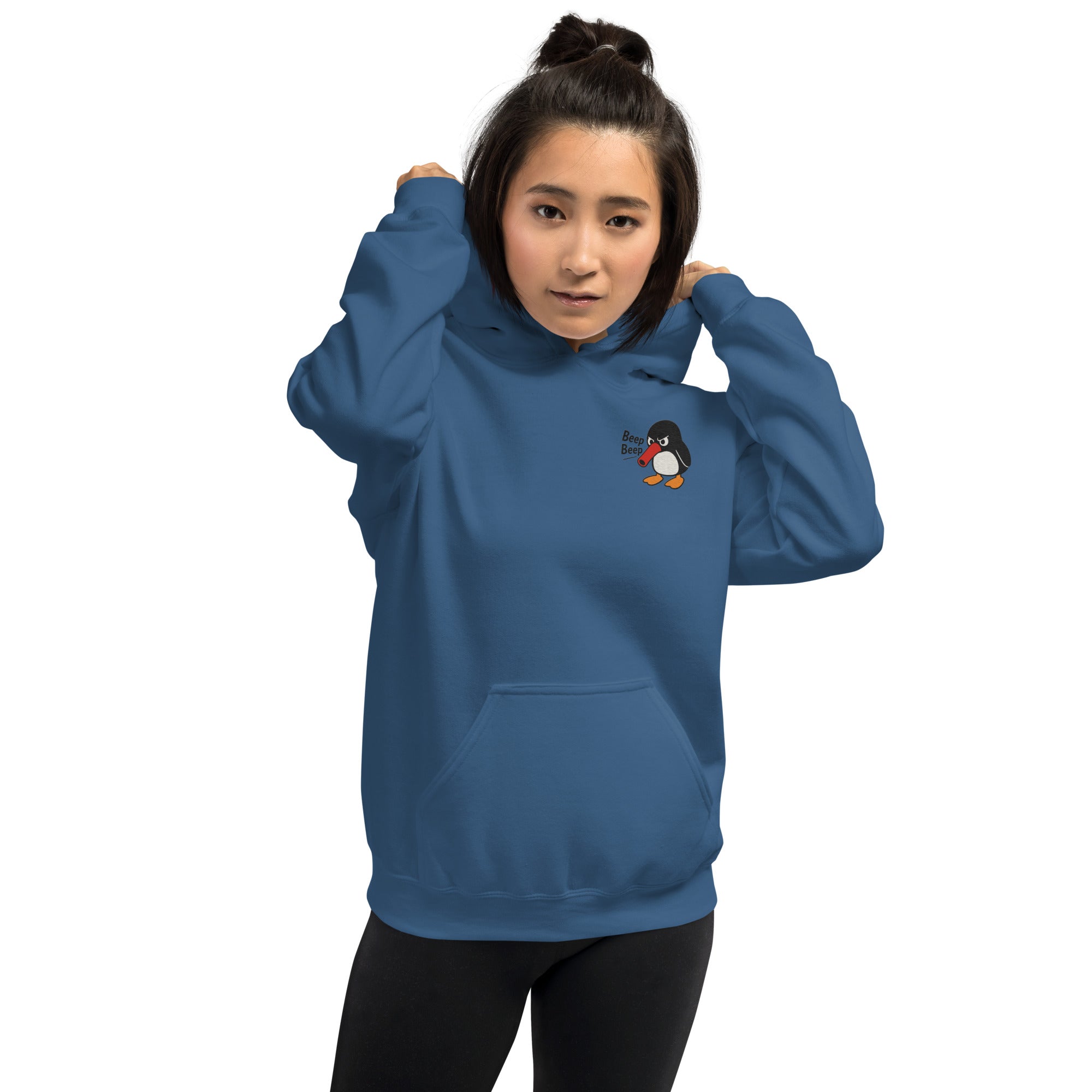 Felpa Ricamata Unisex con Cappuccio – Morbida – Design Beep Beep Pinguino-Biiply