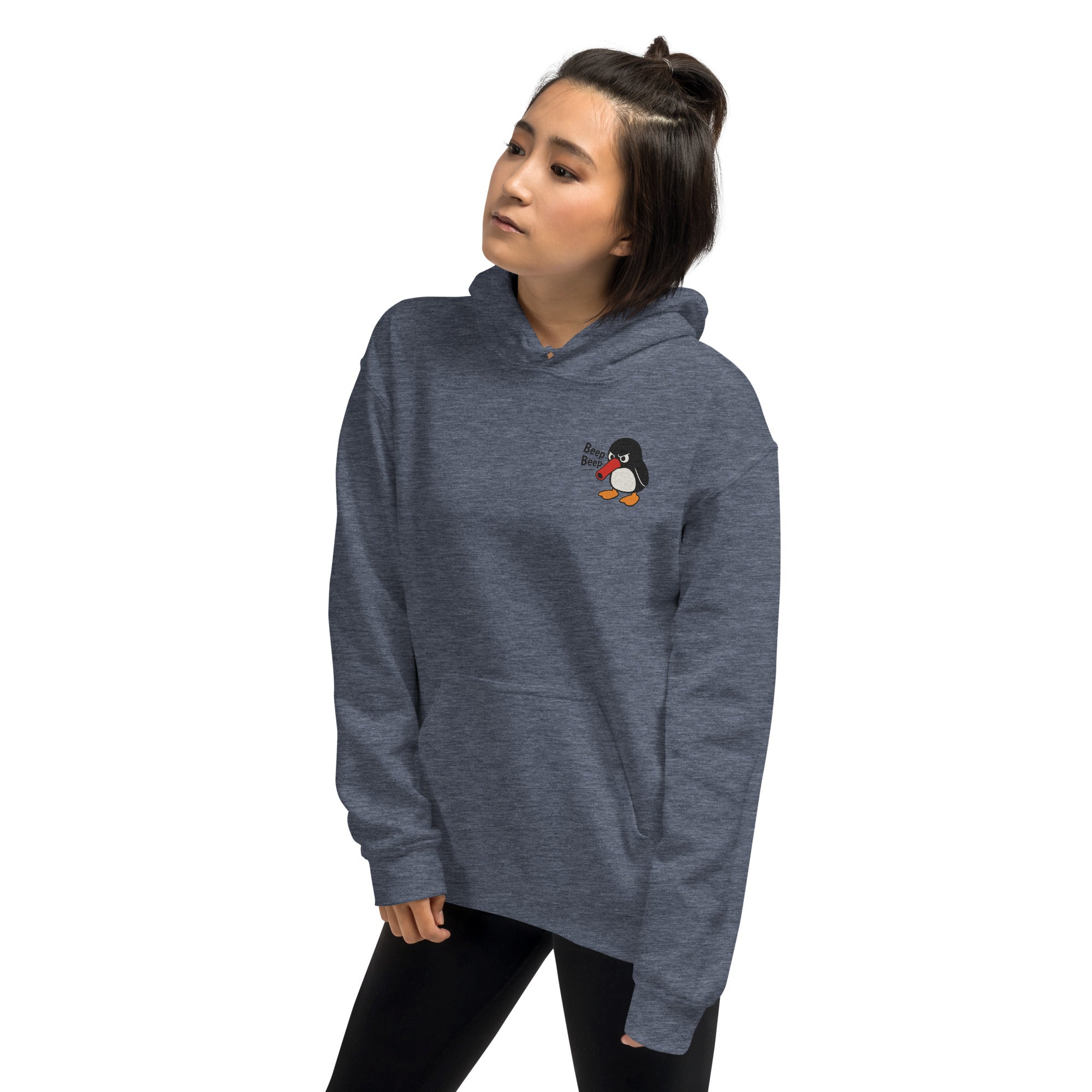 Felpa Ricamata Unisex con Cappuccio – Morbida – Design Beep Beep Pinguino-Biiply