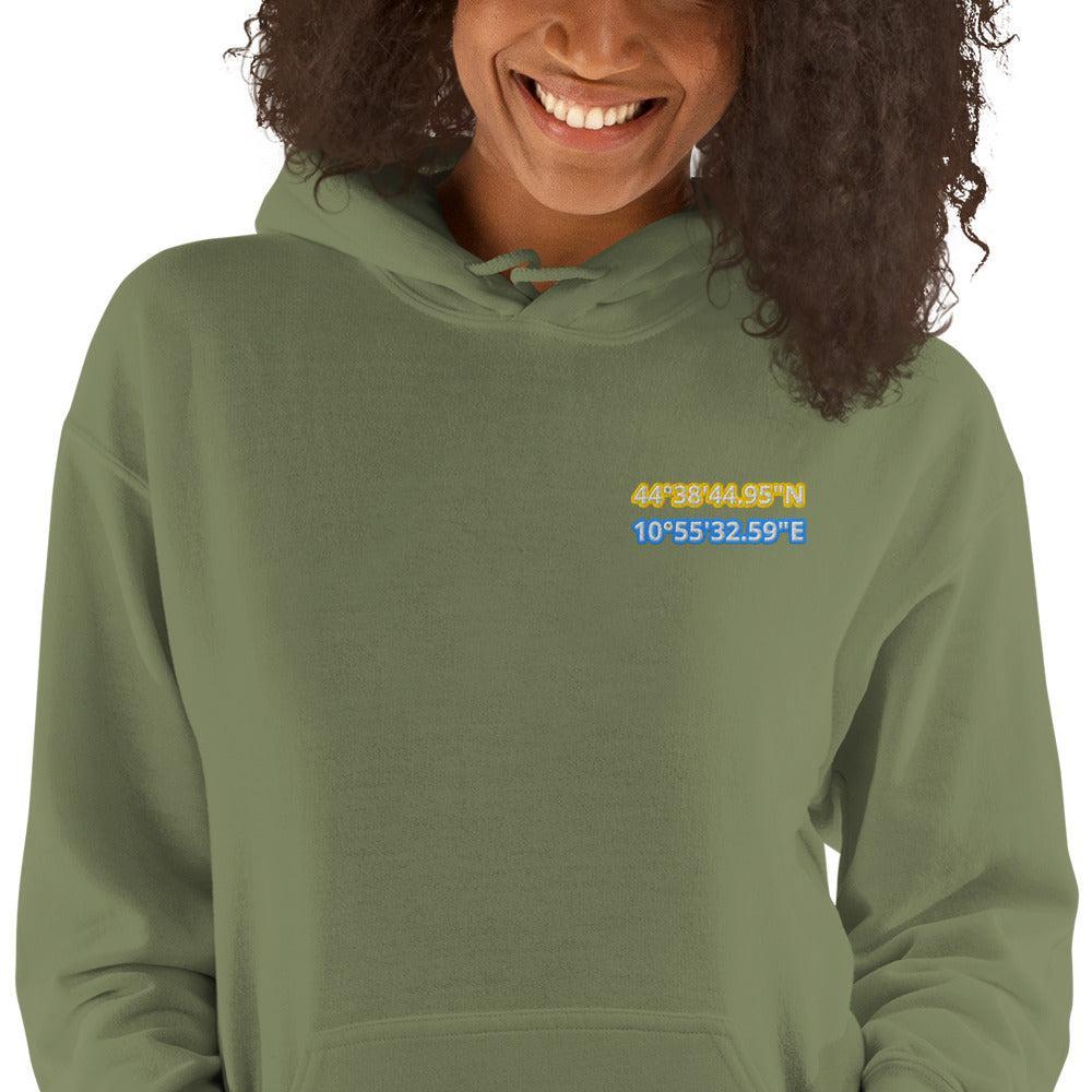 Felpa Ricamata Unisex con Cappuccio – Morbida – Design Coordinate di Modena-Biiply