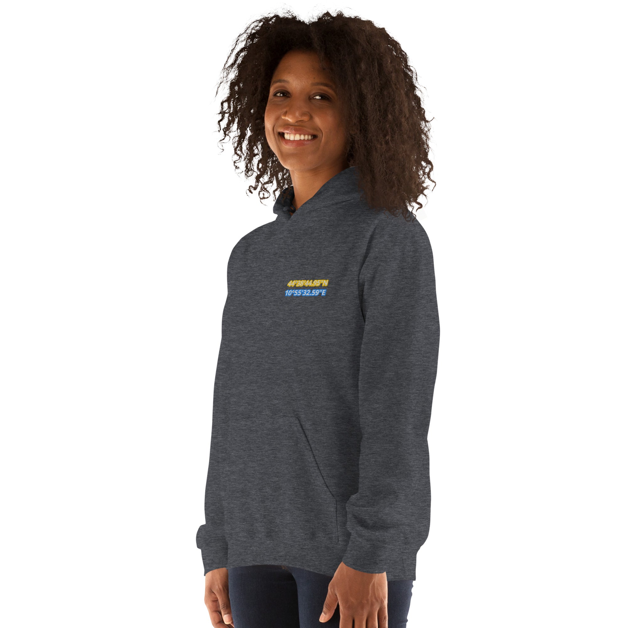 Felpa Ricamata Unisex con Cappuccio – Morbida – Design Coordinate di Modena-Biiply