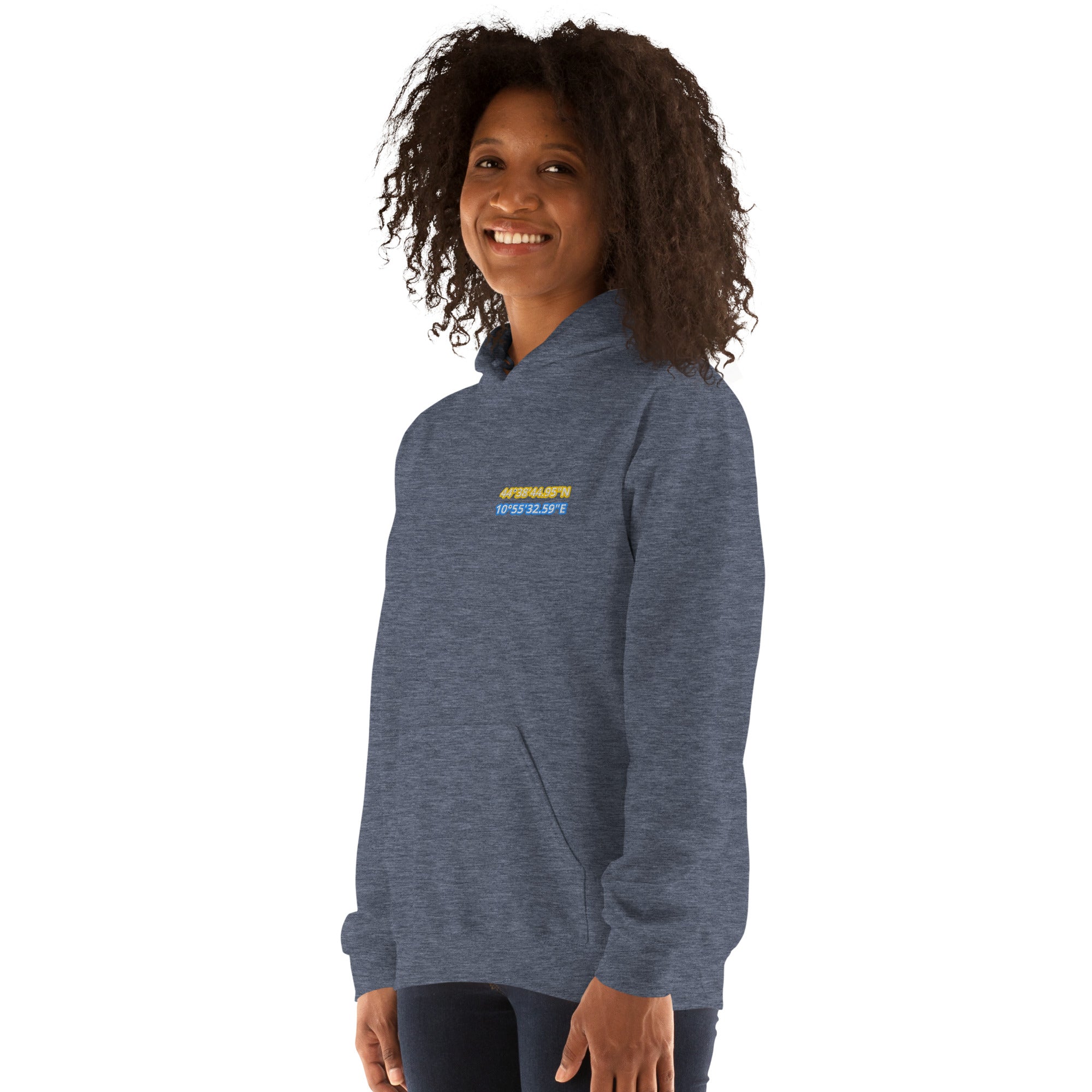 Felpa Ricamata Unisex con Cappuccio – Morbida – Design Coordinate di Modena-Biiply