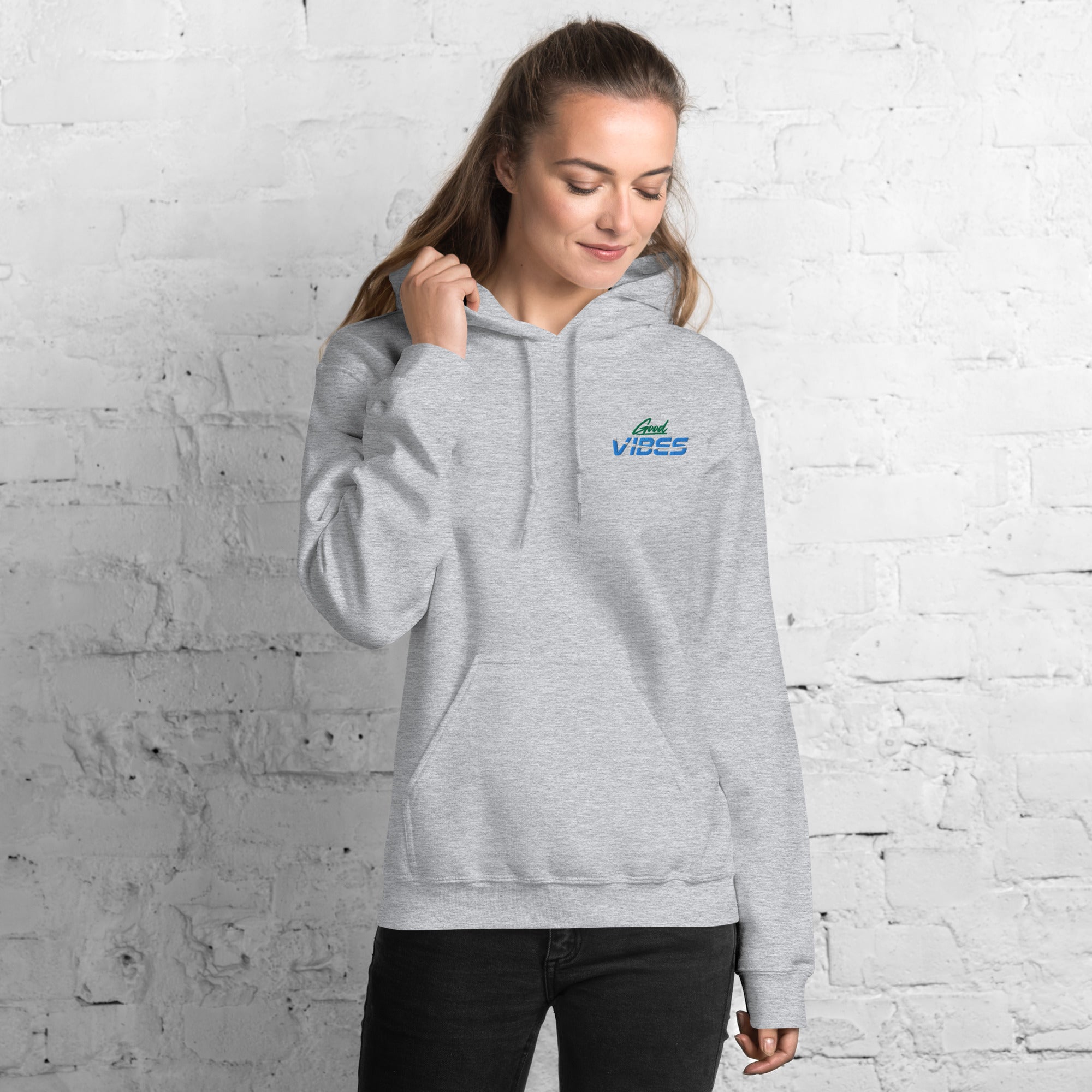 Felpa Ricamata Unisex con Cappuccio – Morbida – Design Good Vibes-Biiply