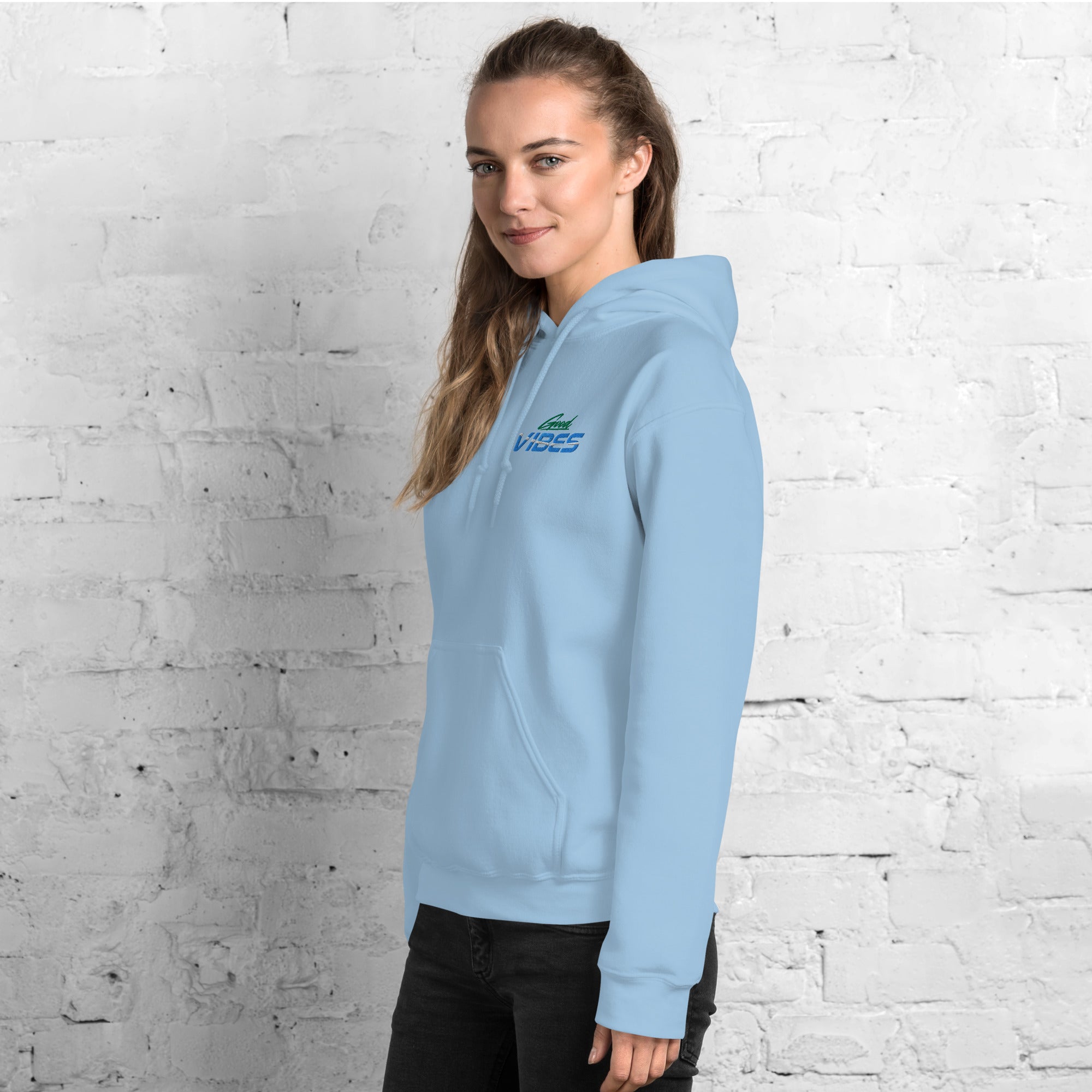 Felpa Ricamata Unisex con Cappuccio – Morbida – Design Good Vibes-Biiply