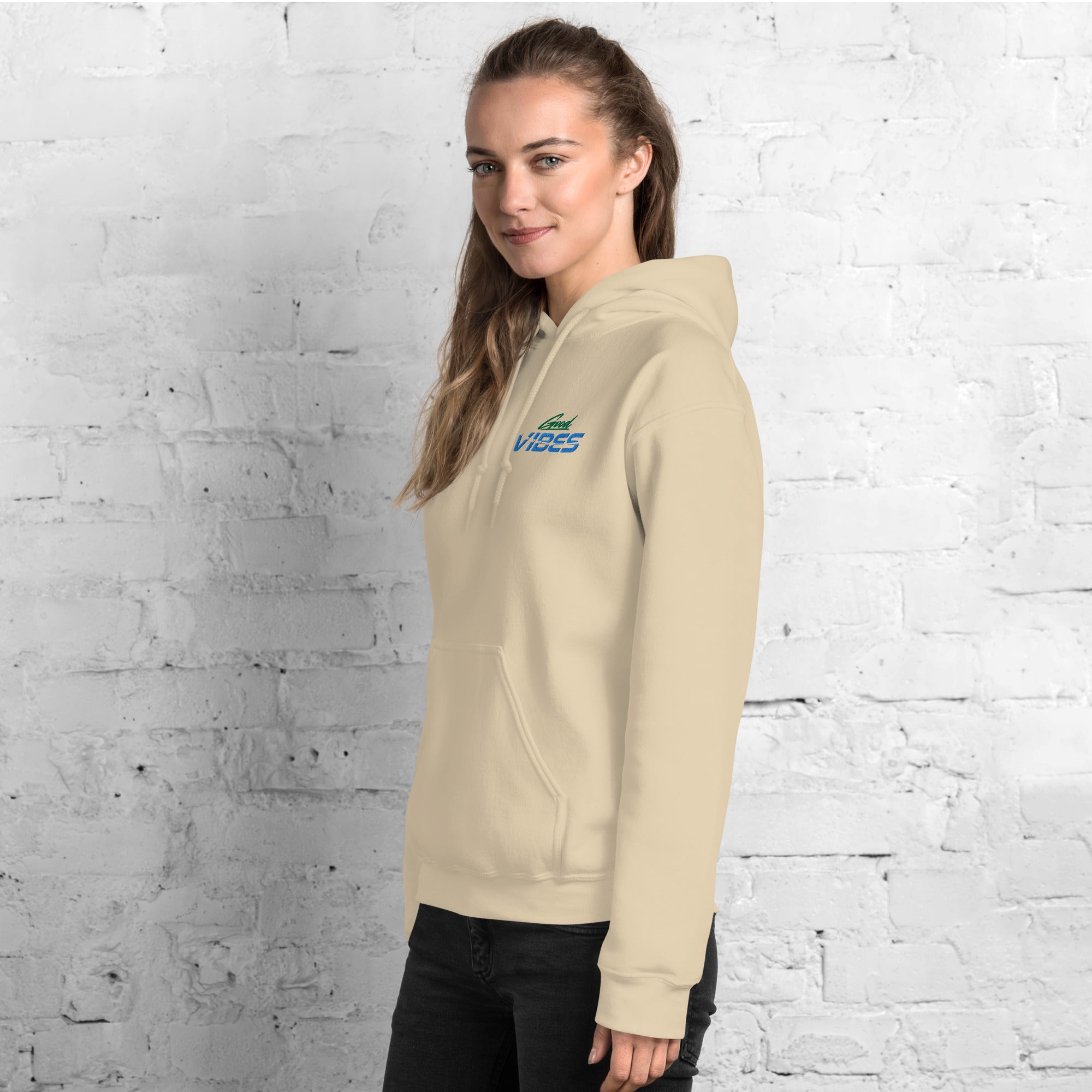 Felpa Ricamata Unisex con Cappuccio – Morbida – Design Good Vibes-Biiply