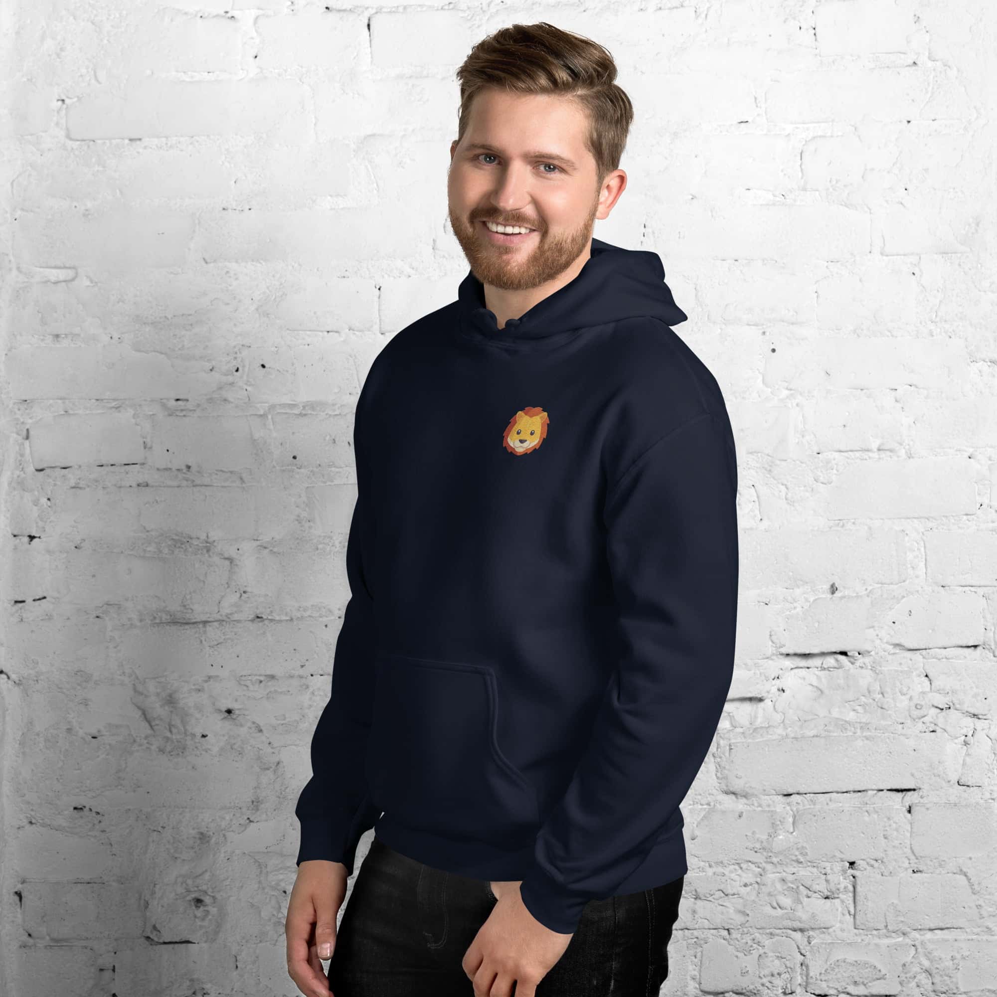 Felpa Ricamata Unisex con Cappuccio – Morbida – Design Leone-Biiply