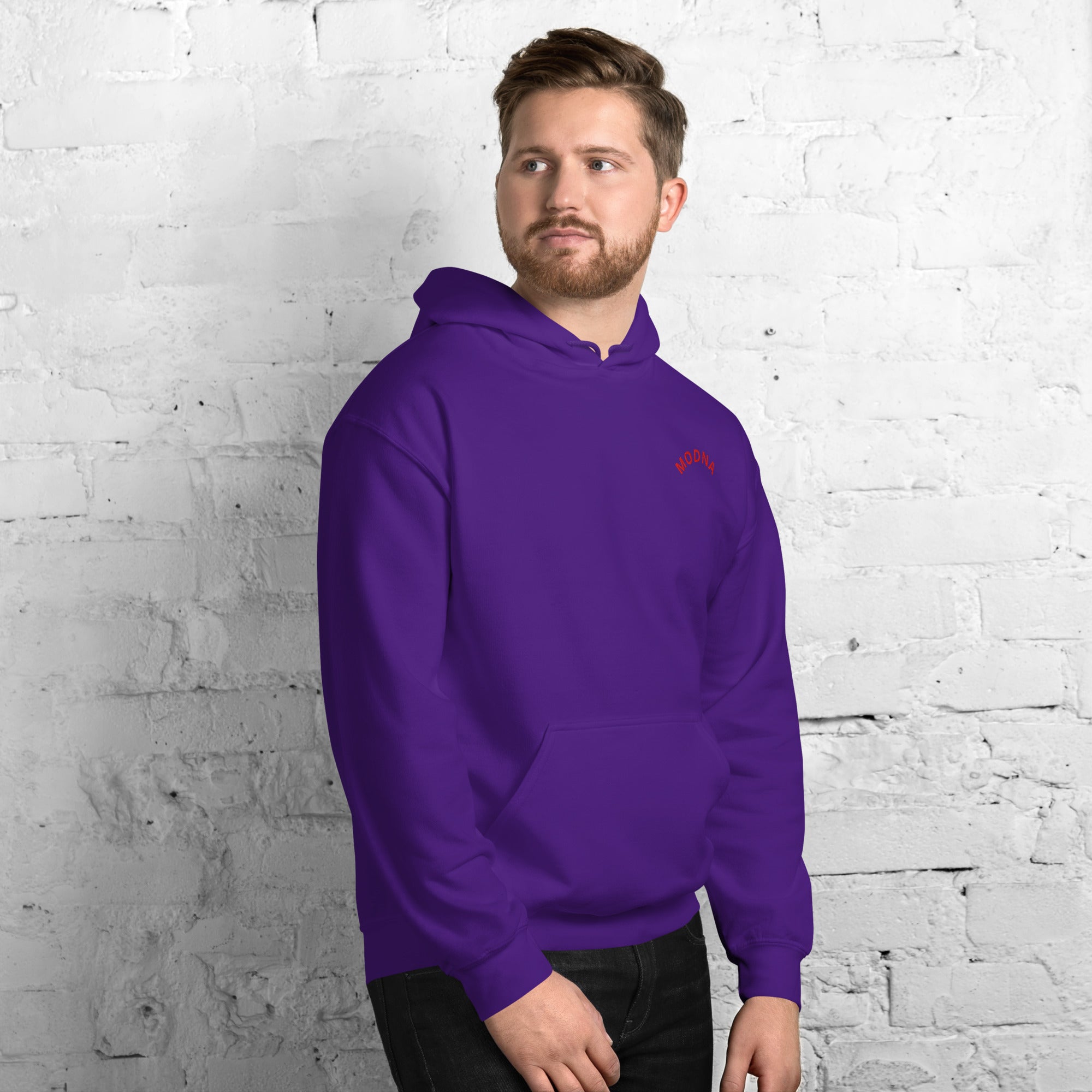 Felpa Ricamata Unisex con Cappuccio – Morbida – Design Modna-Biiply